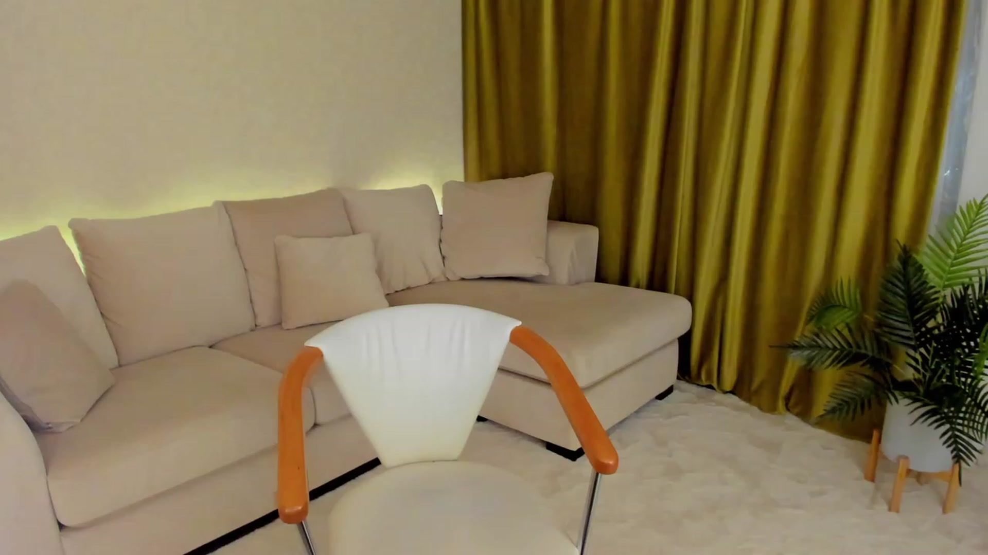 Gallery image thumbnail from Iam_Sasha's myfreecams stream on, 02/17/2023, 09:06 image 13 of 20