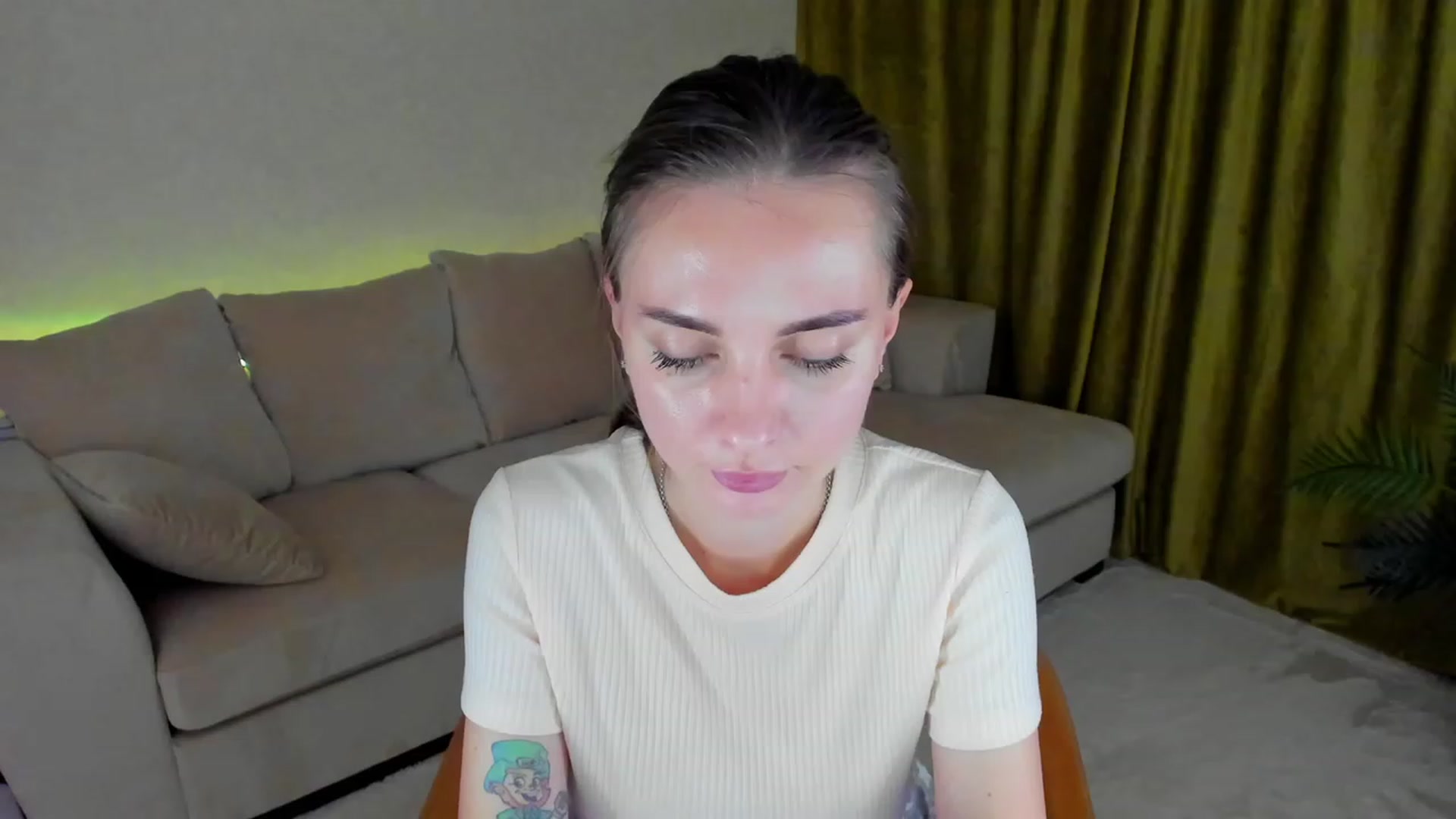 Gallery image thumbnail from Iam_Sasha's myfreecams stream on, 02/23/2023, 10:11 image 2 of 20
