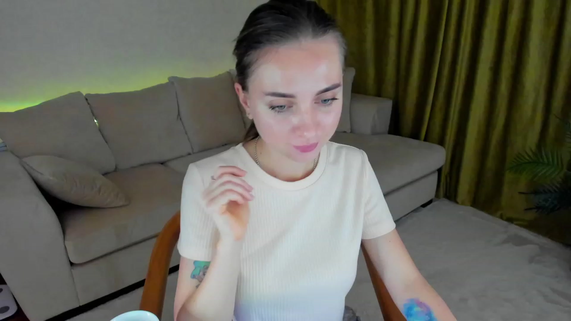 Gallery image thumbnail from Iam_Sasha's myfreecams stream on, 02/23/2023, 10:11 image 11 of 20