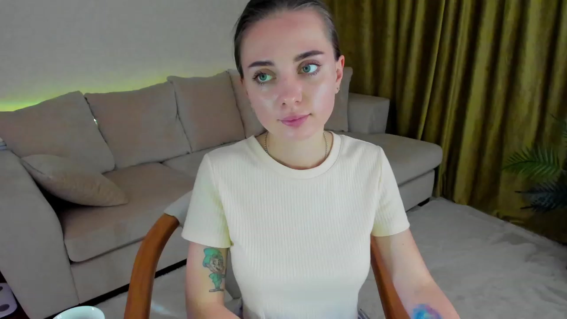 Gallery image thumbnail from Iam_Sasha's myfreecams stream on, 02/23/2023, 10:11 image 6 of 20