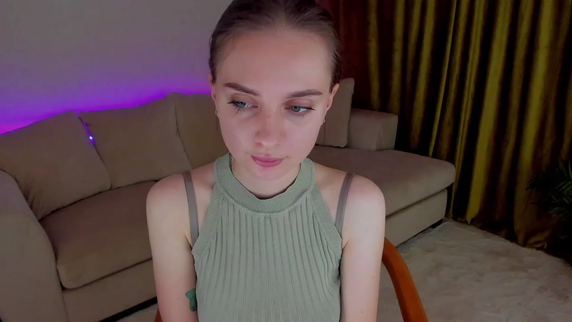 Gallery image thumbnail from Iam_Sasha's myfreecams stream on, 02/28/2023, 09:59 image 13 of 20