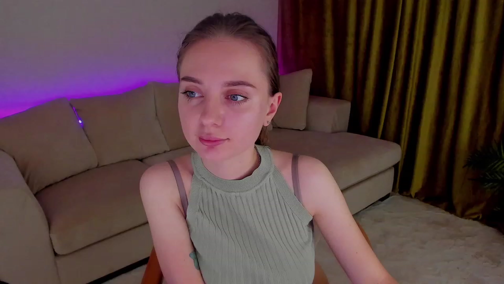 Gallery image thumbnail from Iam_Sasha's myfreecams stream on, 02/28/2023, 09:59 image 5 of 20