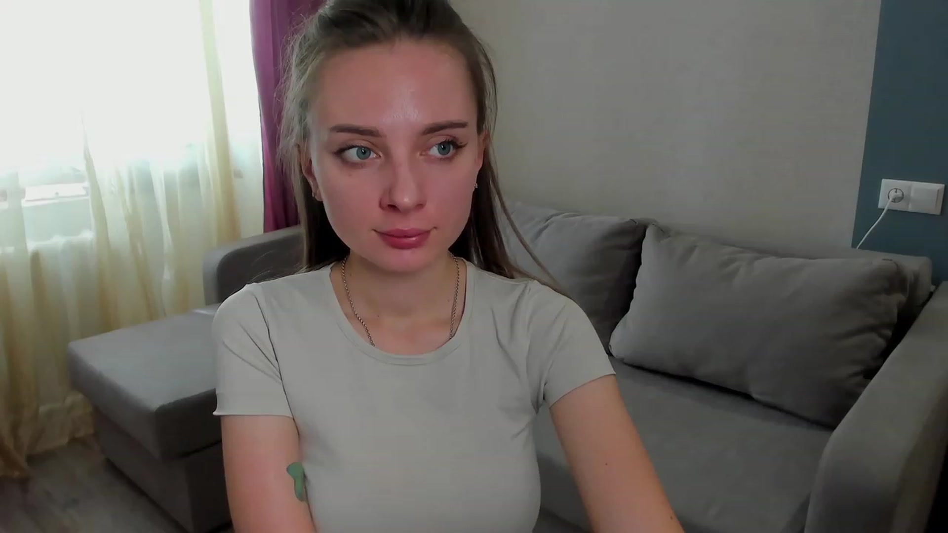 Gallery image thumbnail from Iam_Sasha's myfreecams stream on, 03/07/2023, 11:07 image 8 of 20