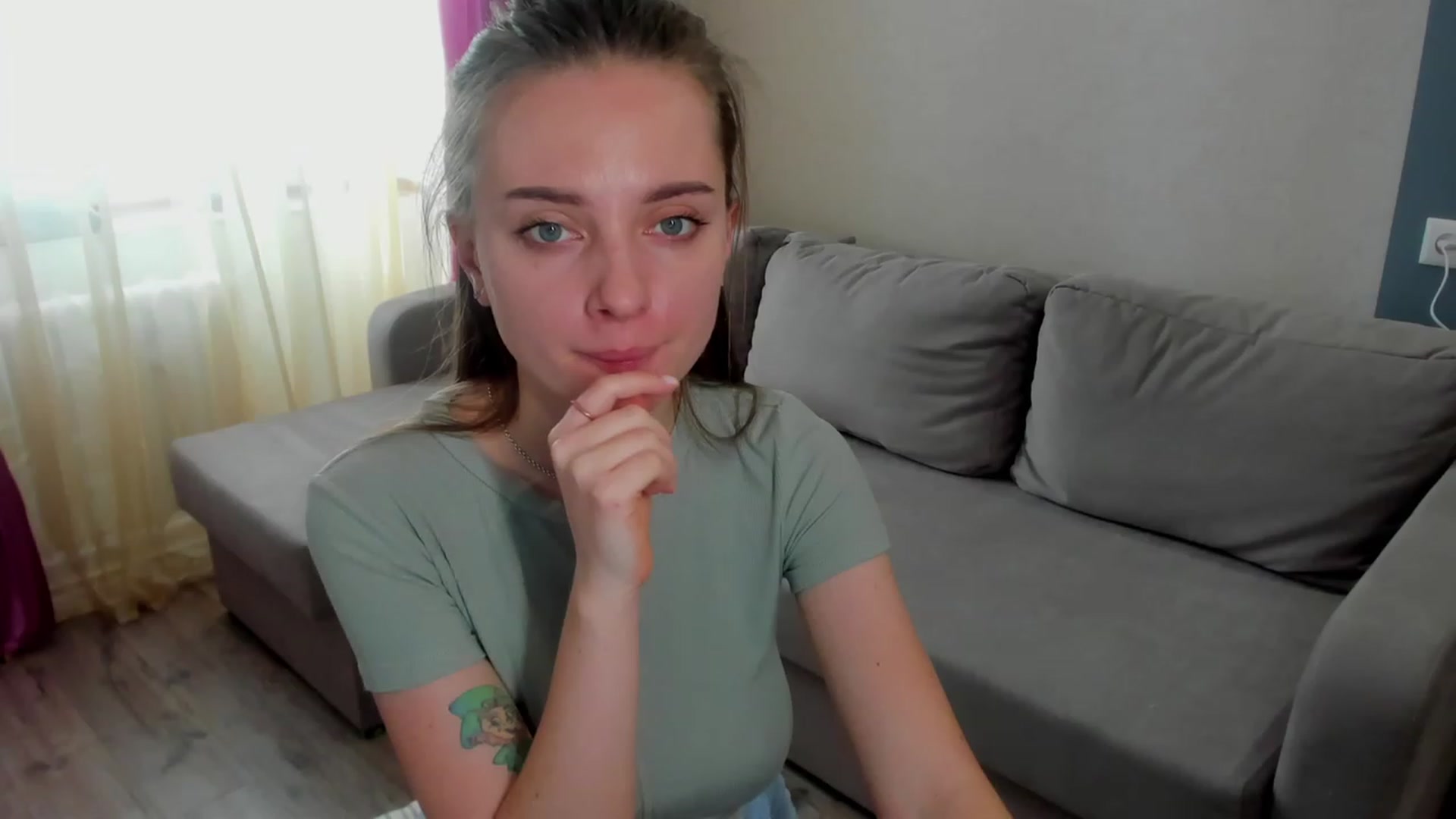 Gallery image thumbnail from Iam_Sasha's myfreecams stream on, 03/09/2023, 11:34 image 18 of 20