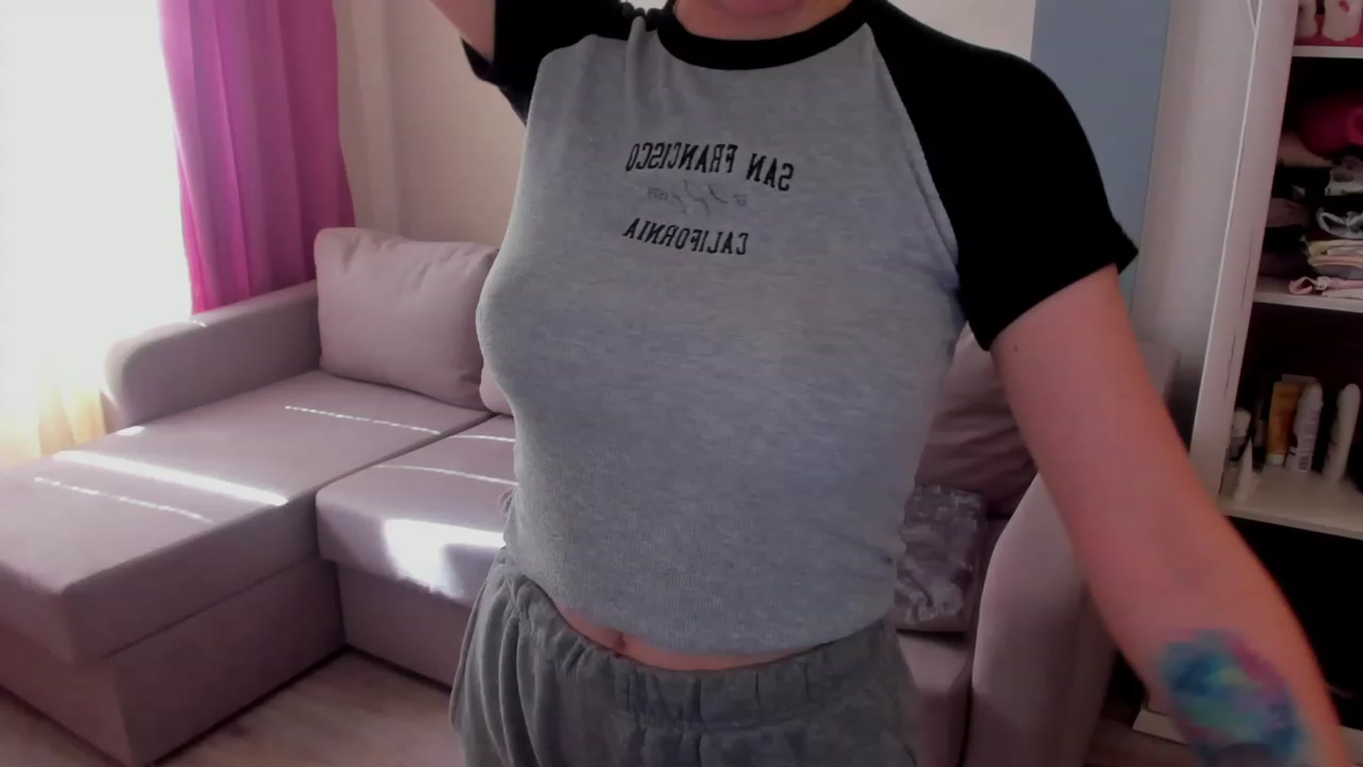 Gallery image thumbnail from Iam_Sasha's myfreecams stream on, 03/13/2023, 09:31 image 17 of 20