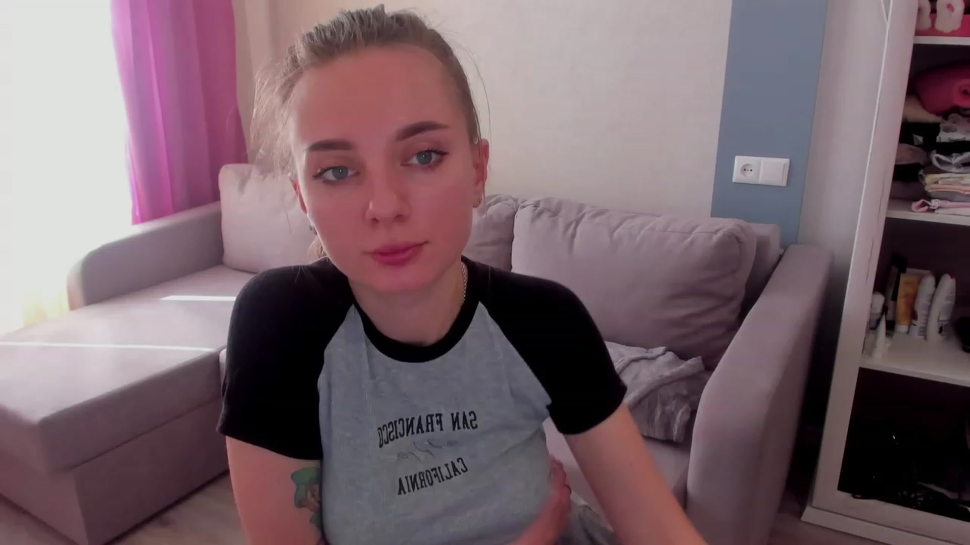 Gallery image thumbnail from Iam_Sasha's myfreecams stream on, 03/13/2023, 10:50 image 9 of 20