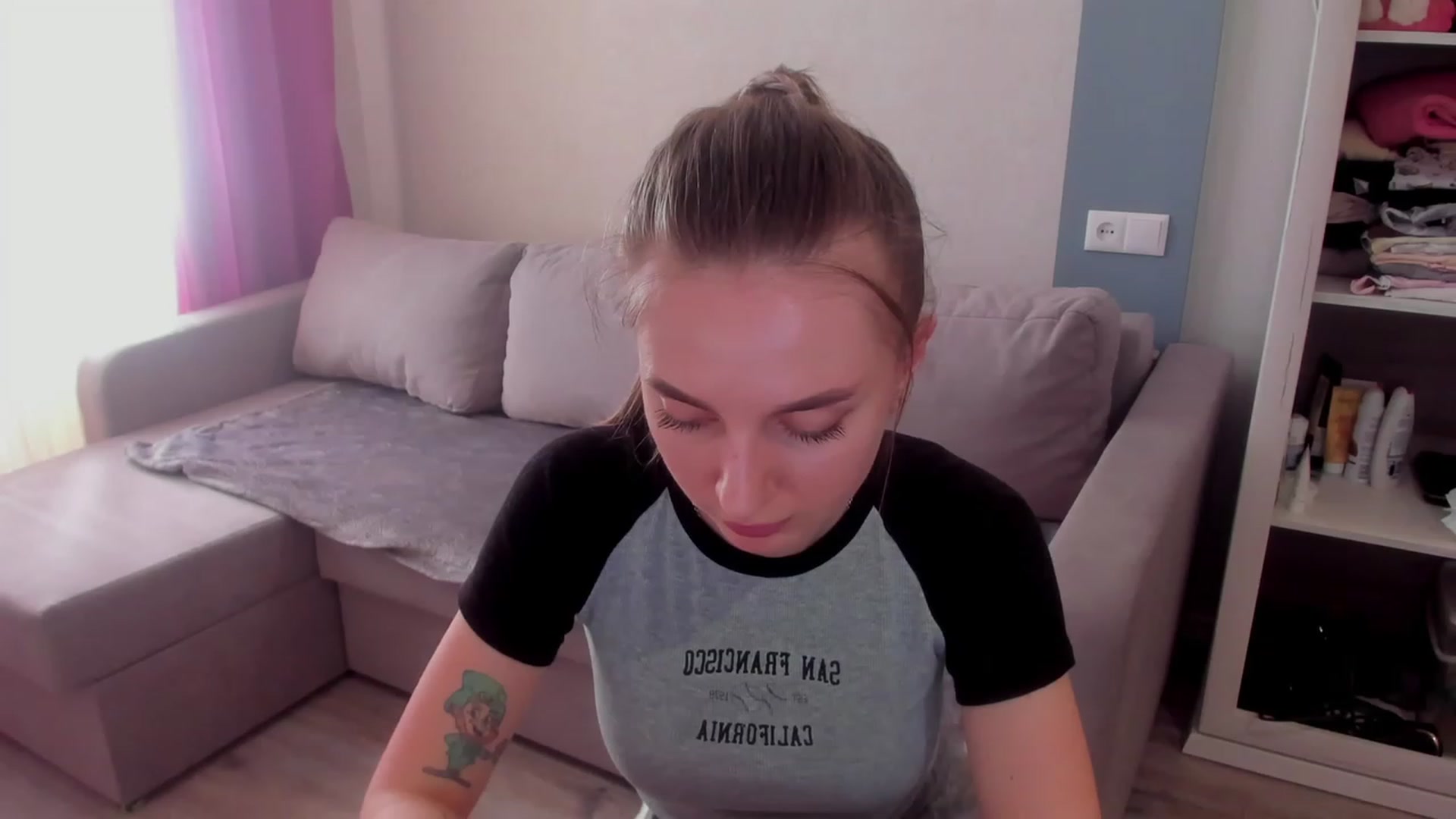Gallery image thumbnail from Iam_Sasha's myfreecams stream on, 03/13/2023, 11:21 image 15 of 20