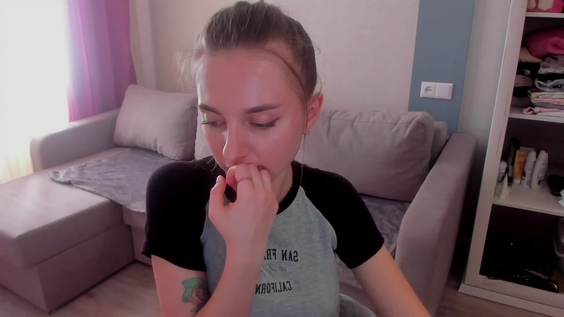 Gallery image thumbnail from Iam_Sasha's myfreecams stream on, 03/13/2023, 11:21 image 18 of 20