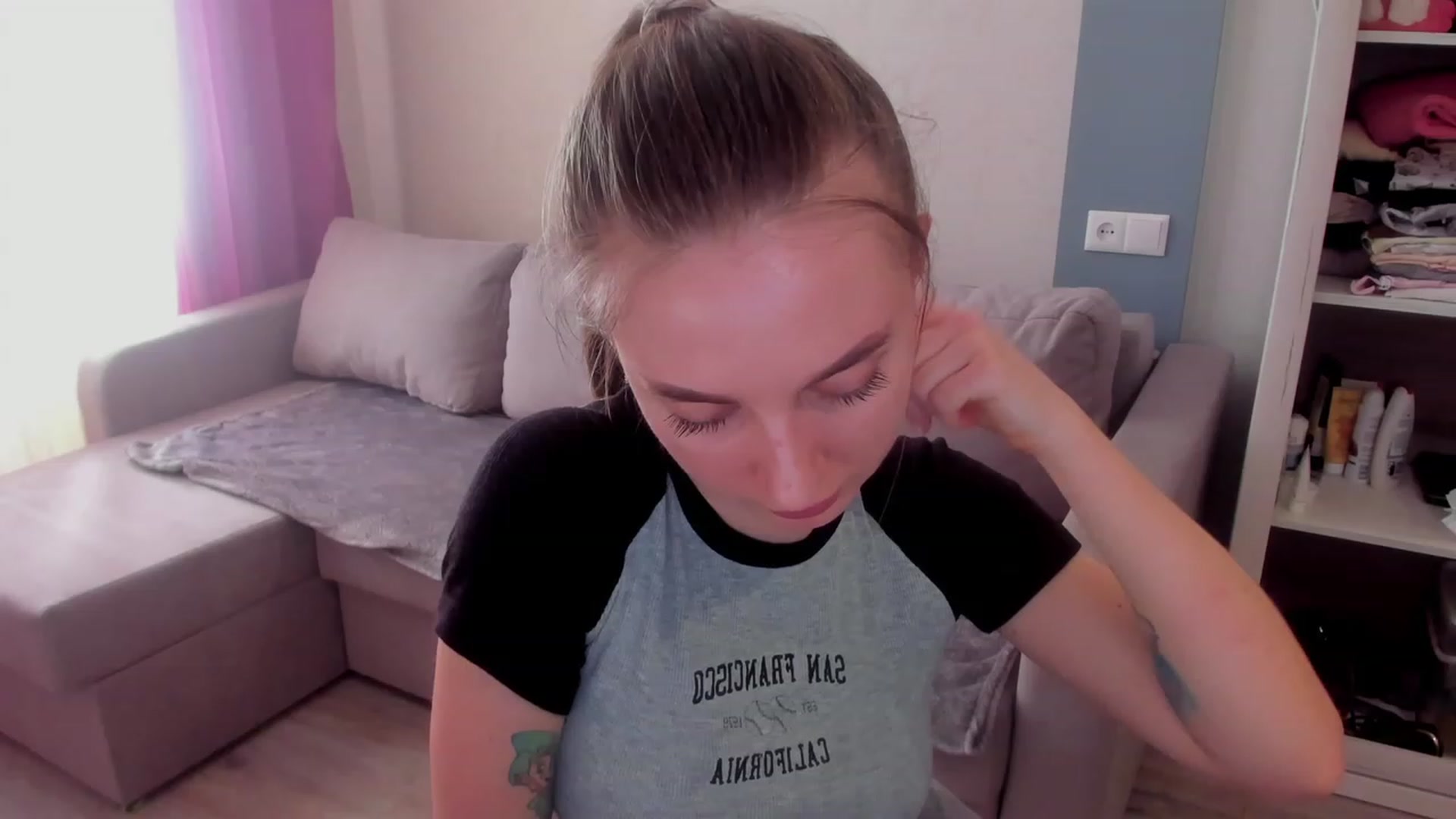 Gallery image thumbnail from Iam_Sasha's myfreecams stream on, 03/13/2023, 11:21 image 16 of 20