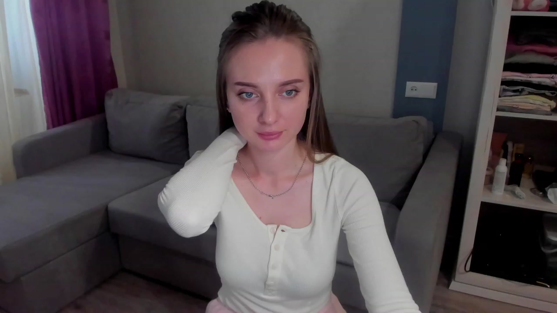Gallery image thumbnail from Iam_Sasha's myfreecams stream on, 03/17/2023, 09:53 image 4 of 20