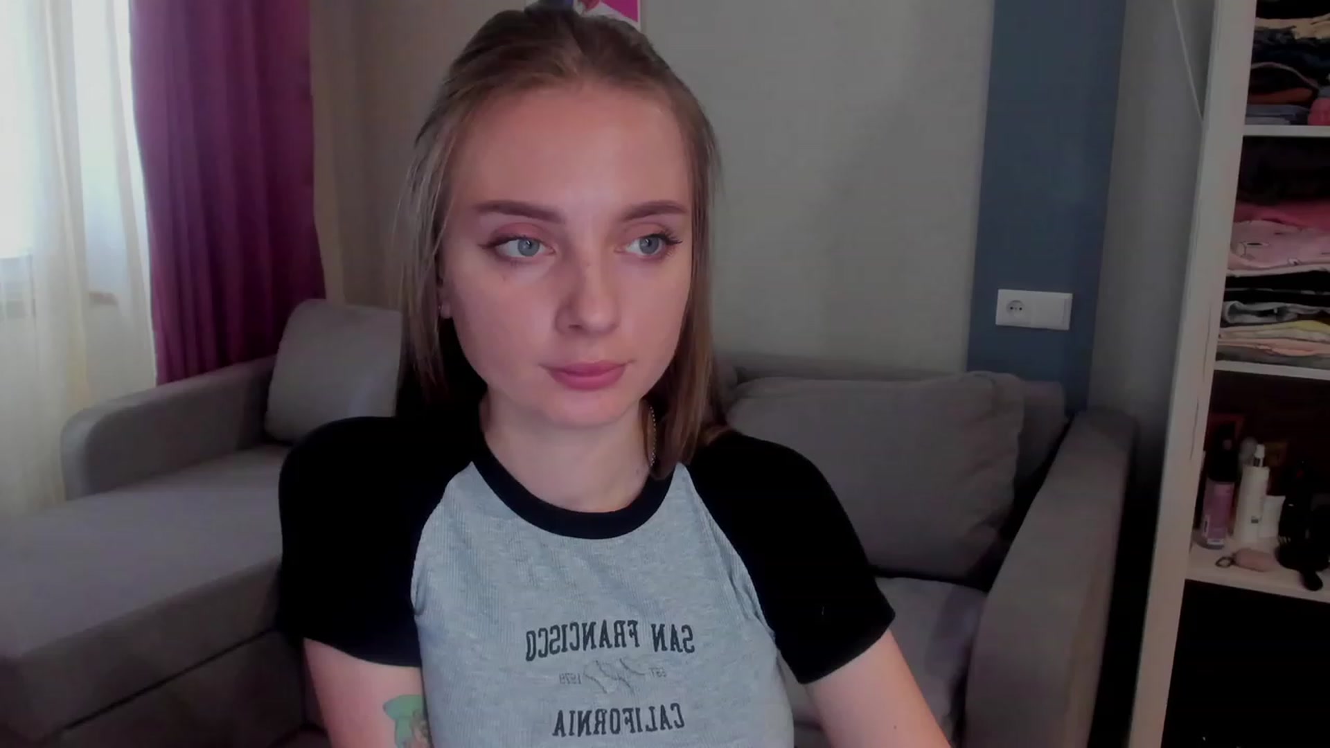 Gallery image thumbnail from Iam_Sasha's myfreecams stream on, 03/19/2023, 09:27 image 8 of 20
