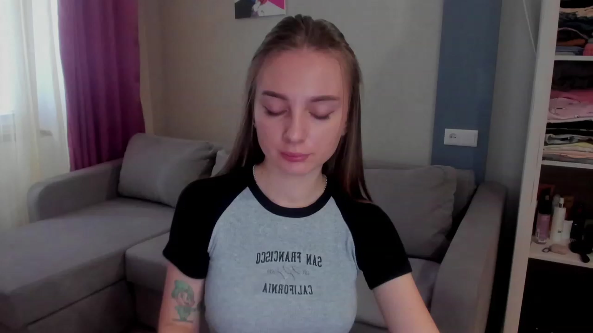 Gallery image thumbnail from Iam_Sasha's myfreecams stream on, 03/19/2023, 09:27 image 1 of 20