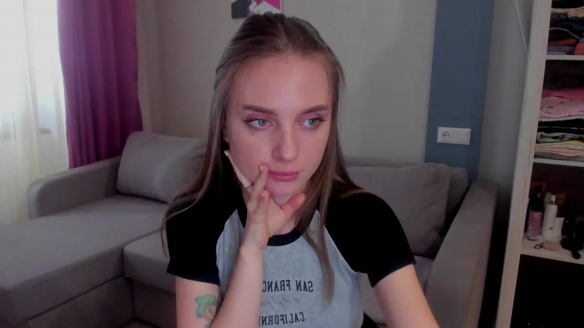 Gallery image thumbnail from Iam_Sasha's myfreecams stream on, 03/19/2023, 09:46 image 3 of 20