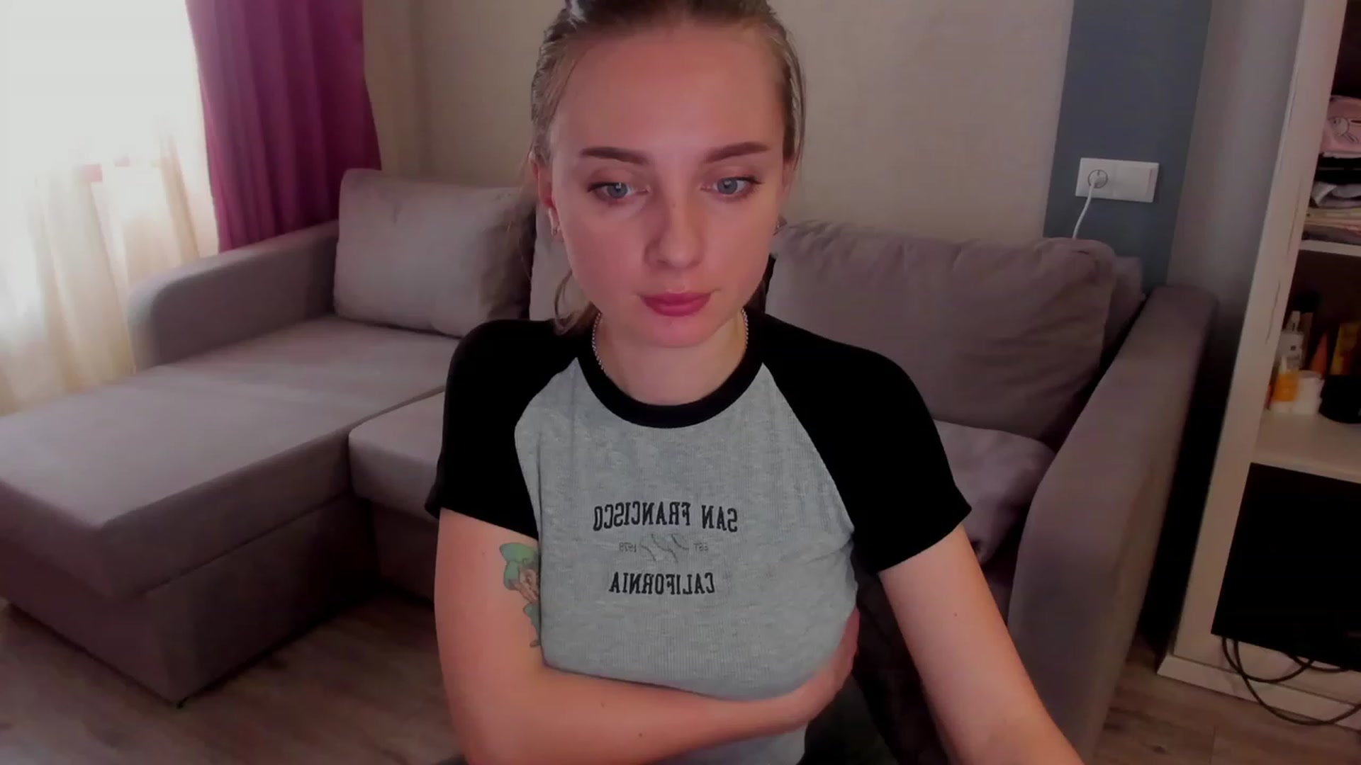 Gallery image thumbnail from Iam_Sasha's myfreecams stream on, 03/22/2023, 07:57 image 15 of 20