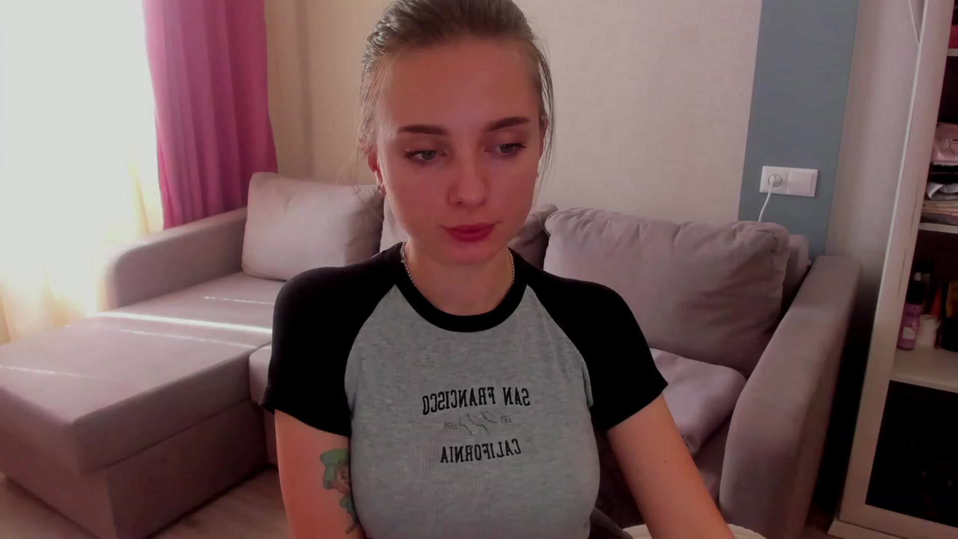Gallery image thumbnail from Iam_Sasha's myfreecams stream on, 03/22/2023, 10:01 image 6 of 20