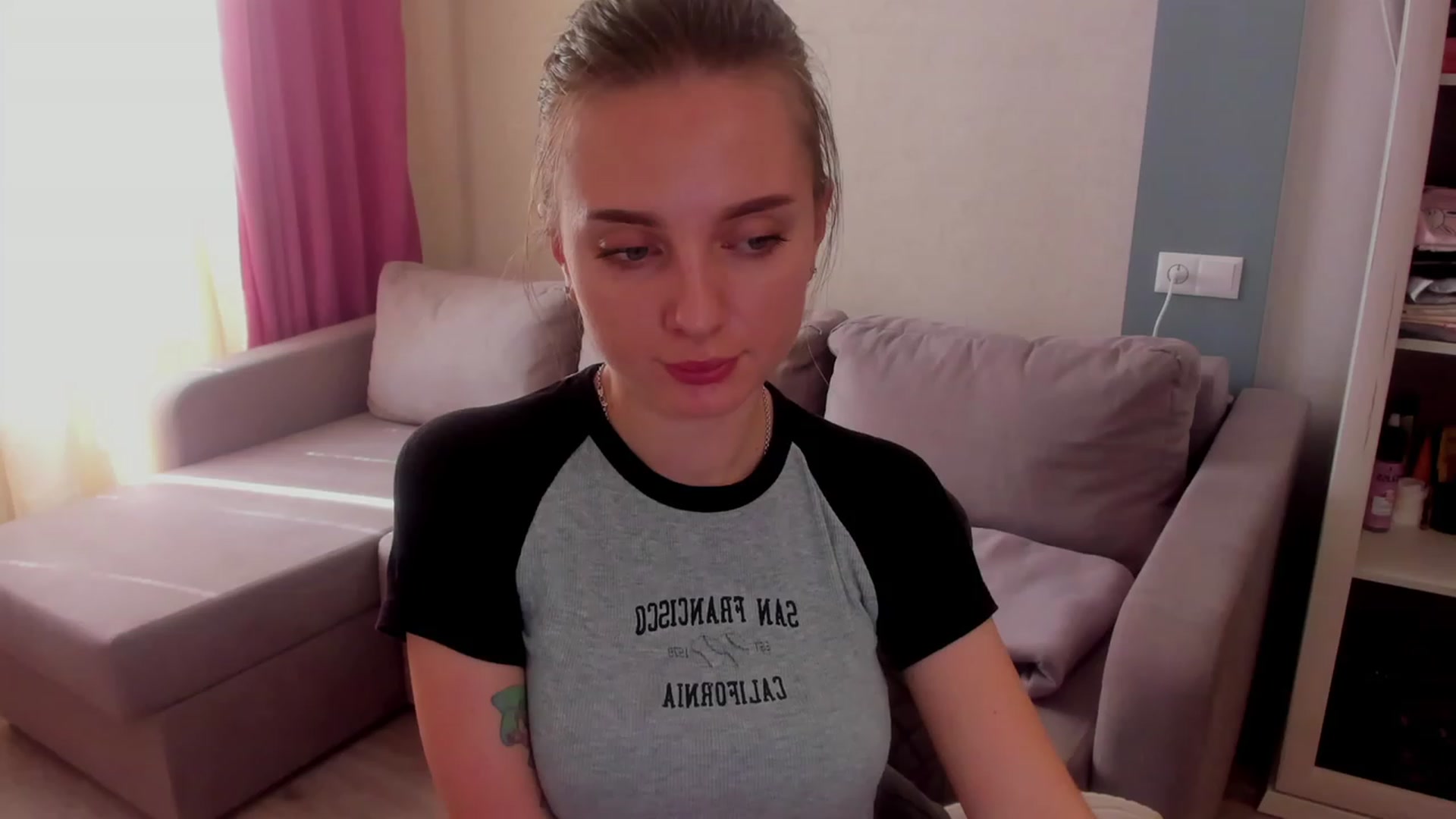 Gallery image thumbnail from Iam_Sasha's myfreecams stream on, 03/22/2023, 10:01 image 1 of 20