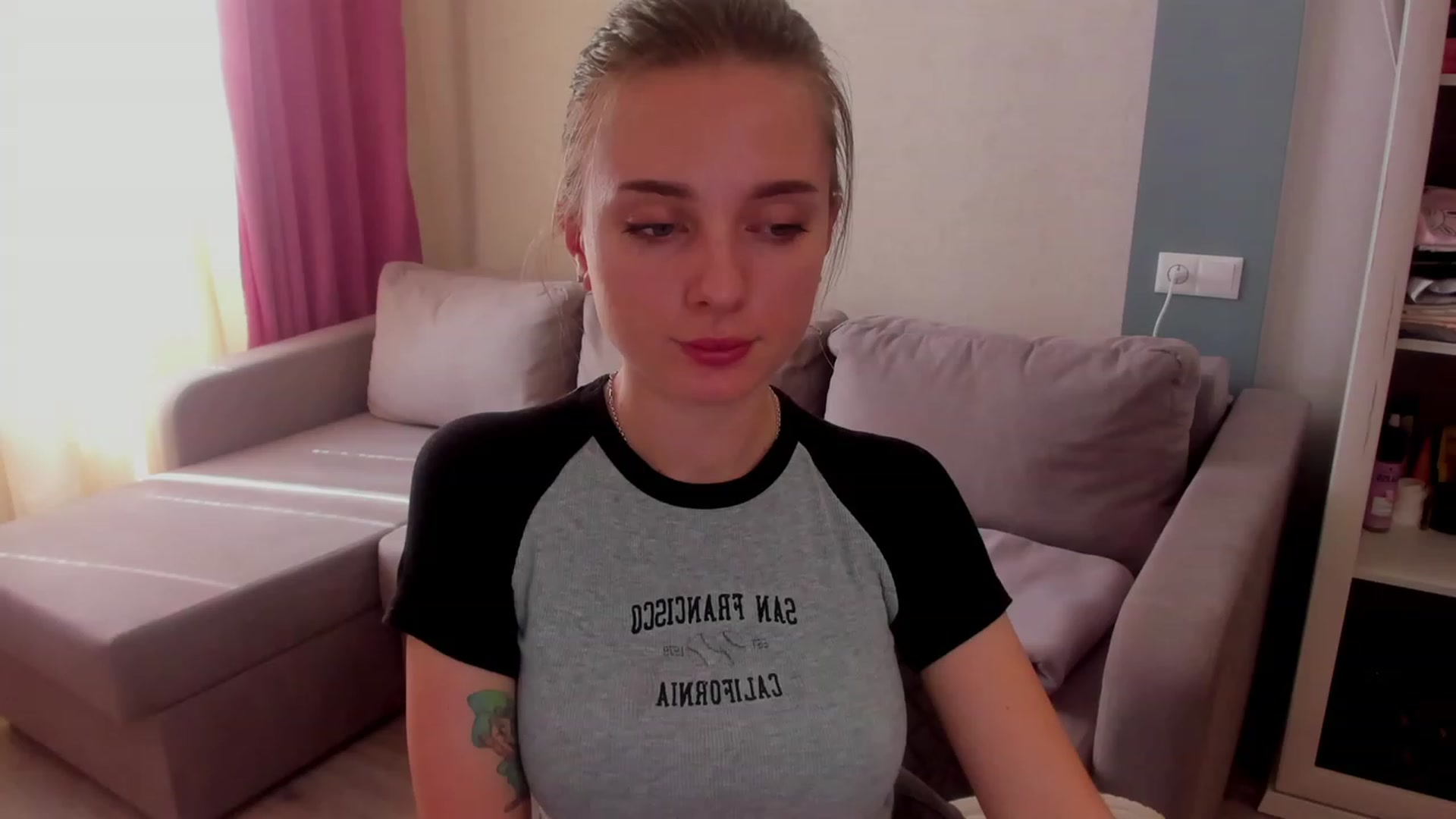 Gallery image thumbnail from Iam_Sasha's myfreecams stream on, 03/22/2023, 10:01 image 9 of 20