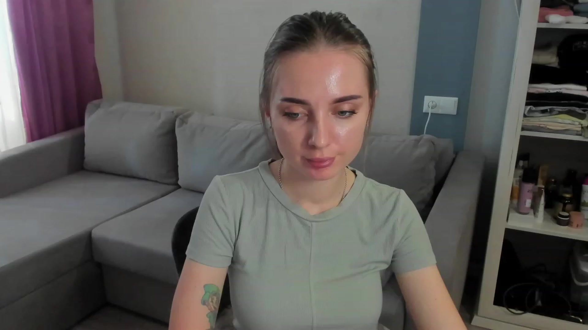 Gallery image thumbnail from Iam_Sasha's myfreecams stream on, 03/24/2023, 12:35 image 2 of 20