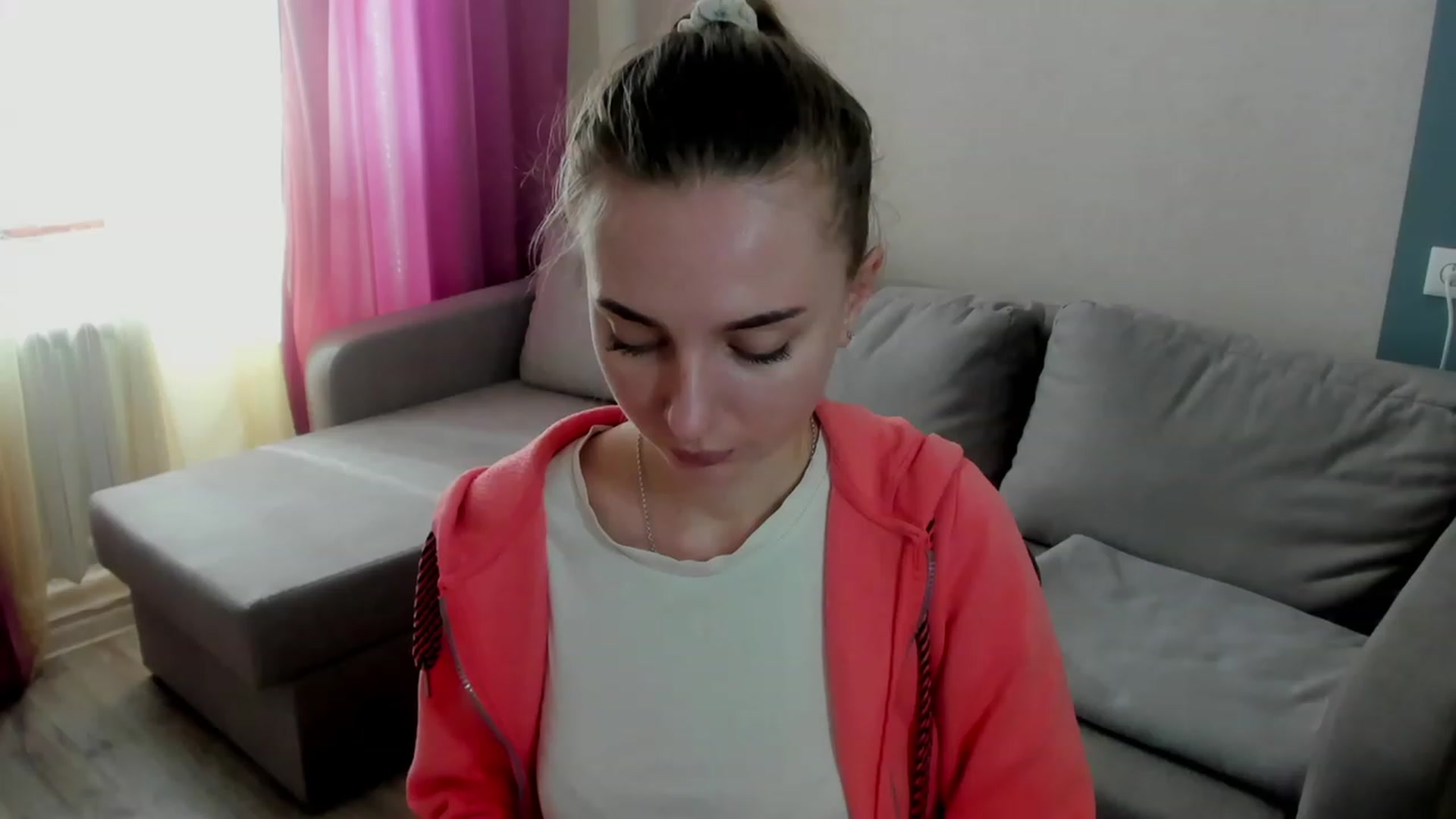 Gallery image thumbnail from Iam_Sasha's myfreecams stream on, 03/30/2023, 10:59 image 15 of 20
