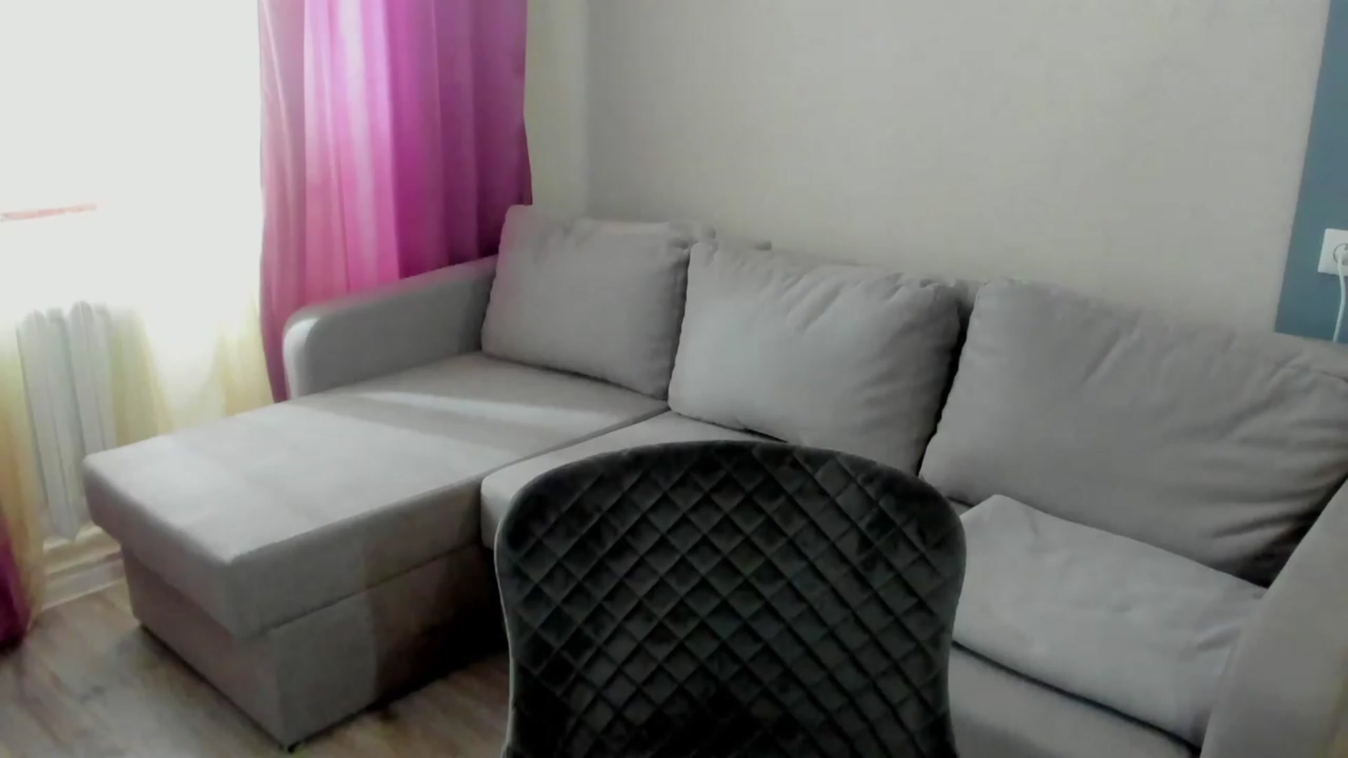Gallery image thumbnail from Iam_Sasha's myfreecams stream on, 03/30/2023, 10:59 image 10 of 20