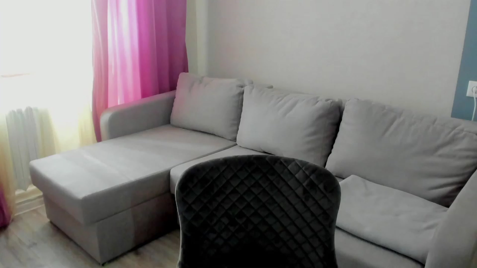 Gallery image thumbnail from Iam_Sasha's myfreecams stream on, 03/30/2023, 11:28 image 3 of 20