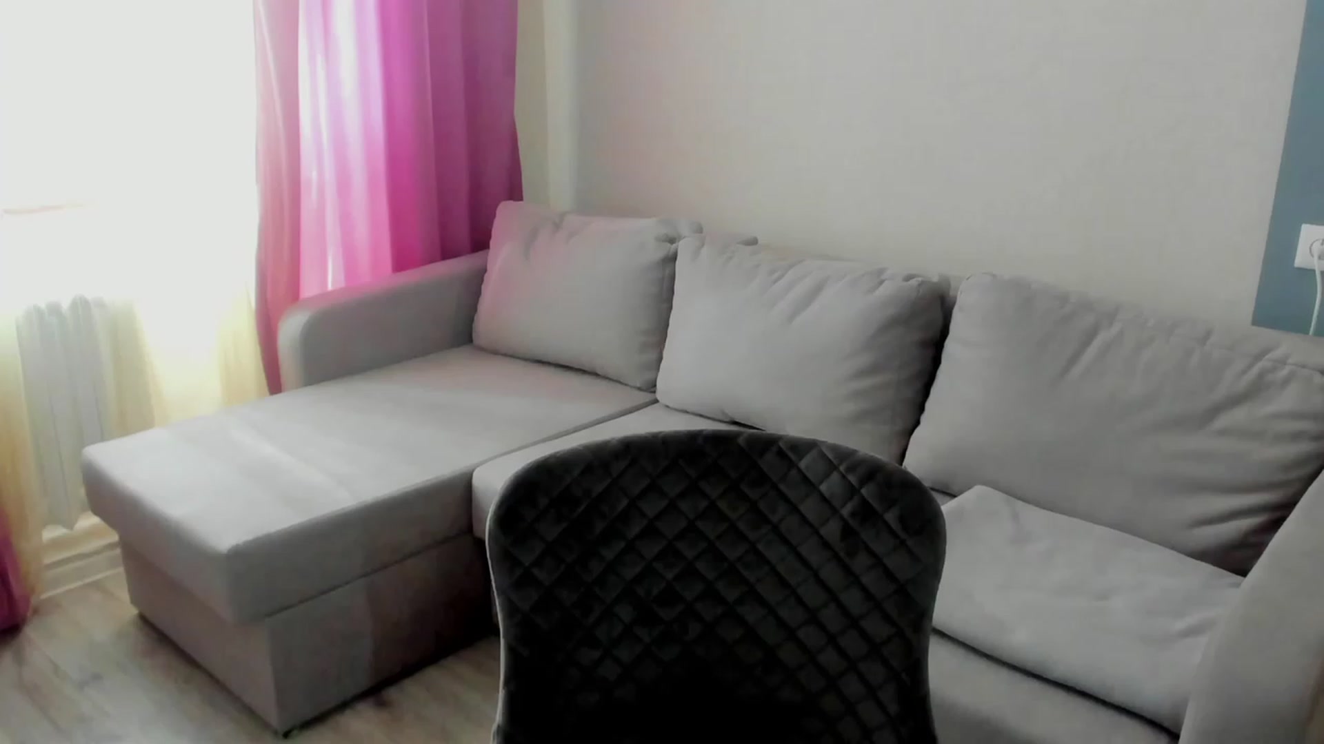 Gallery image thumbnail from Iam_Sasha's myfreecams stream on, 03/30/2023, 11:28 image 4 of 20
