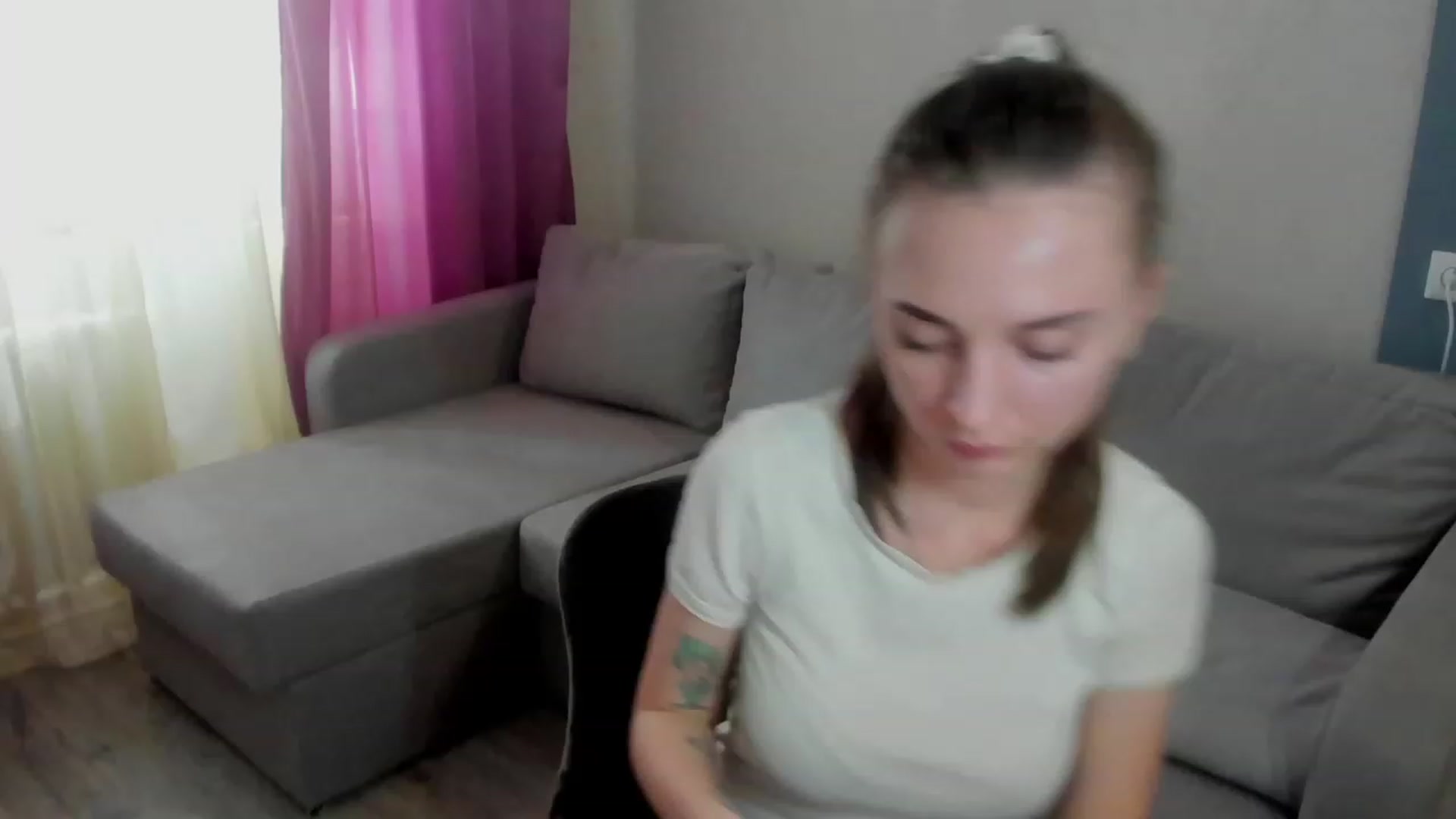 Gallery image thumbnail from Iam_Sasha's myfreecams stream on, 03/30/2023, 12:51 image 4 of 20