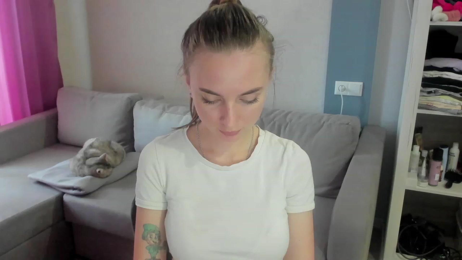 Gallery image thumbnail from Iam_Sasha's myfreecams stream on, 04/06/2023, 12:06 image 1 of 20