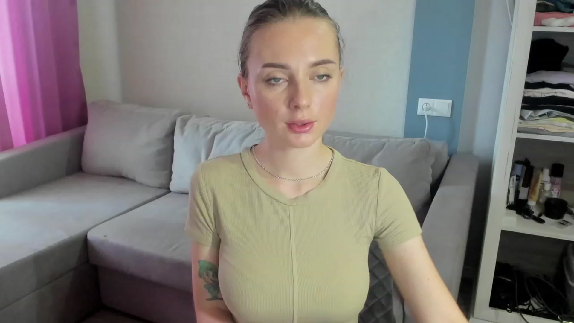Gallery image thumbnail from Iam_Sasha's myfreecams stream on, 04/10/2023, 09:22 image 20 of 20