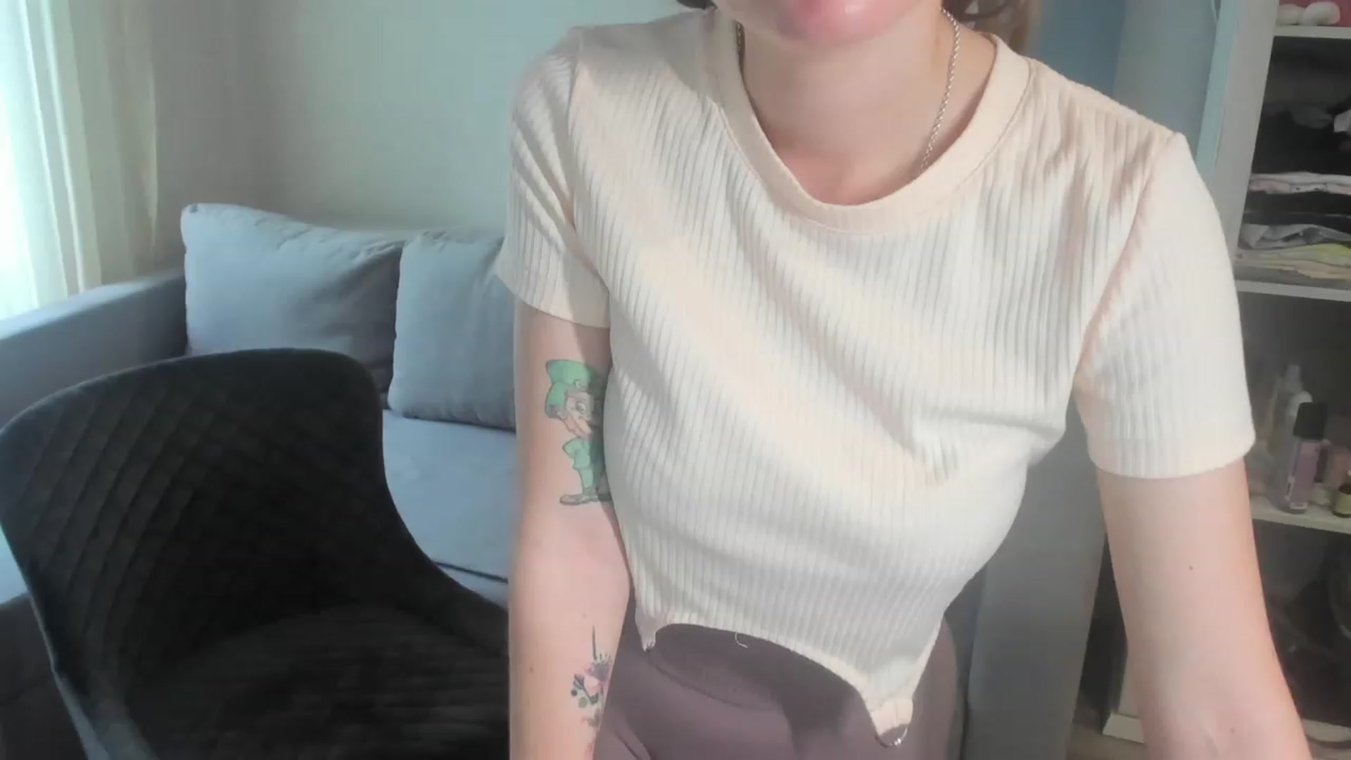 Gallery image thumbnail from Iam_Sasha's myfreecams stream on, 04/15/2023, 14:08 image 8 of 20