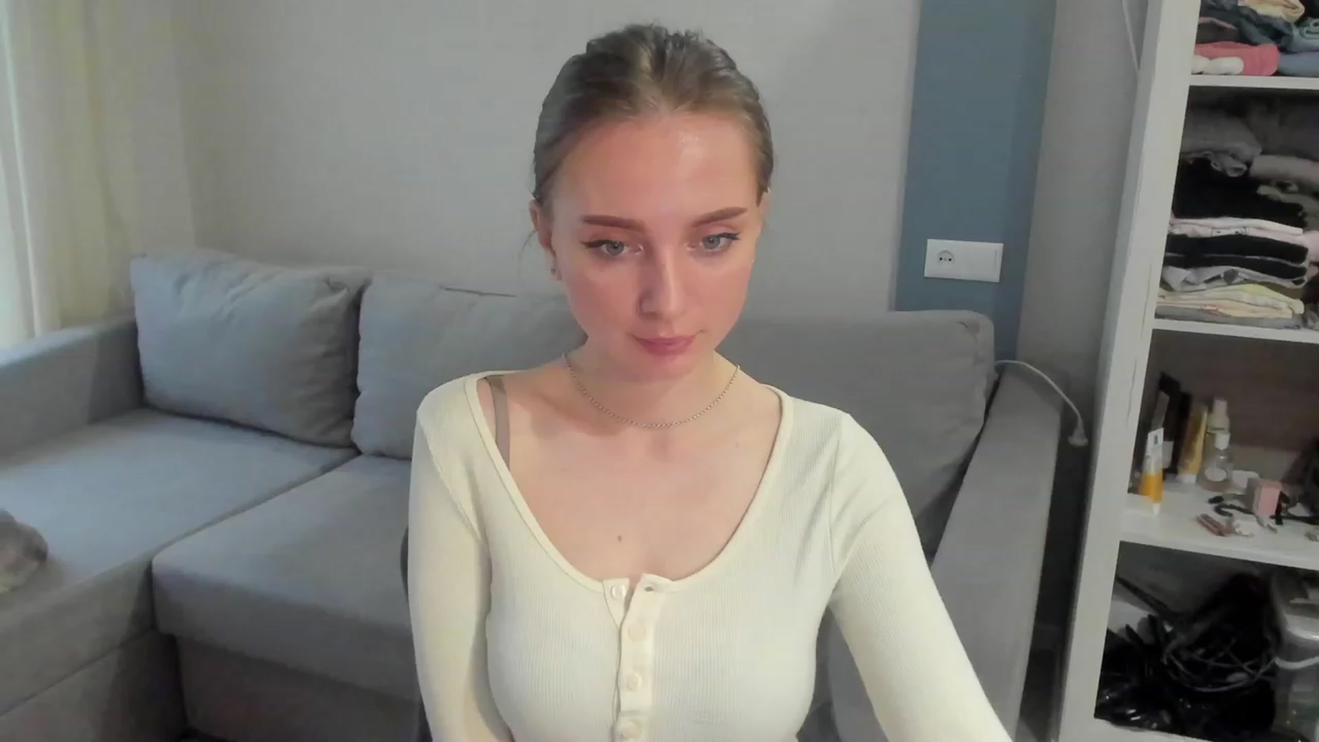 Gallery image thumbnail from Iam_Sasha's myfreecams stream on, 04/19/2023, 08:23 image 4 of 20