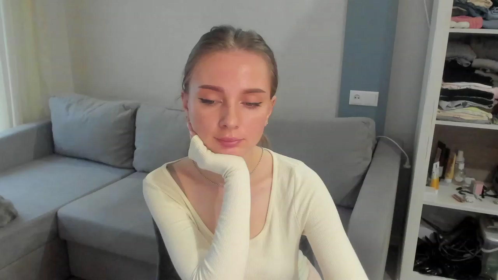 Gallery image thumbnail from Iam_Sasha's myfreecams stream on, 04/19/2023, 08:23 image 8 of 20