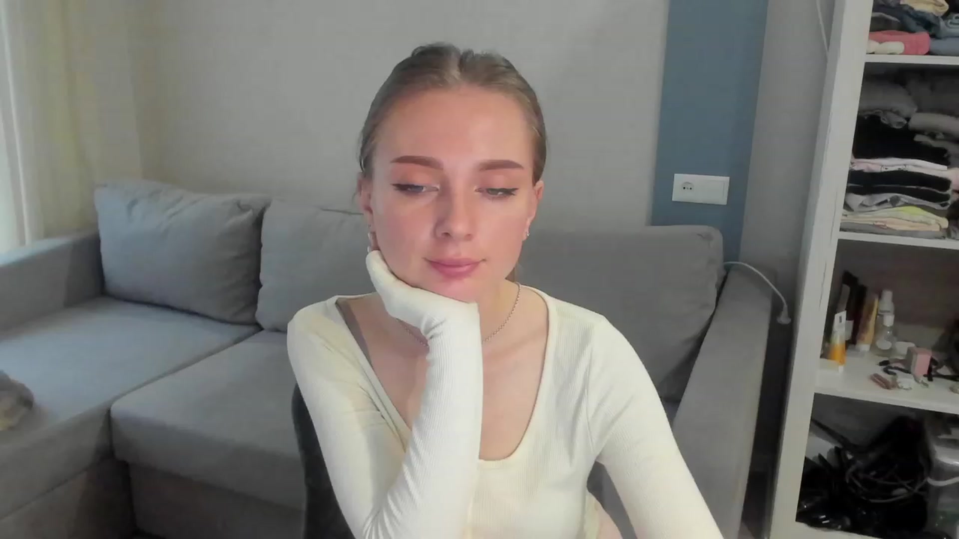 Gallery image thumbnail from Iam_Sasha's myfreecams stream on, 04/19/2023, 08:23 image 5 of 20