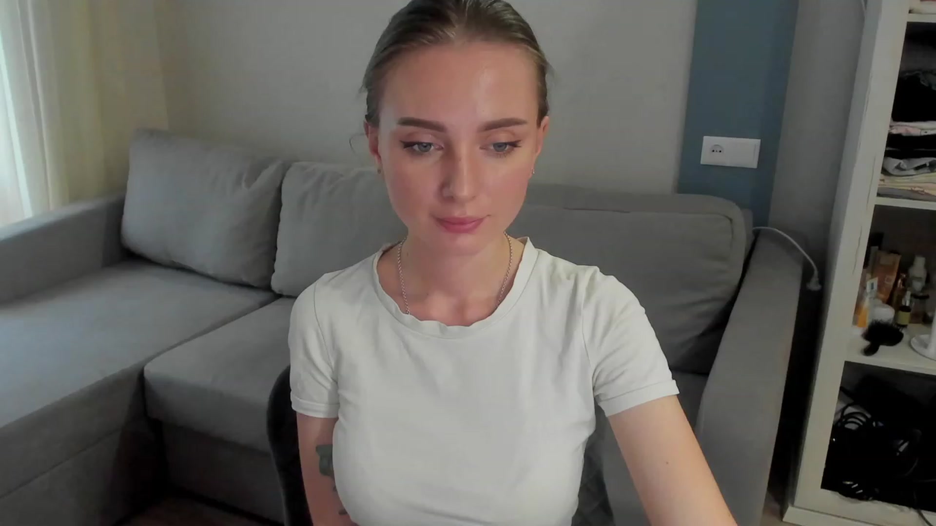 Gallery image thumbnail from Iam_Sasha's myfreecams stream on, 04/20/2023, 12:30 image 17 of 20