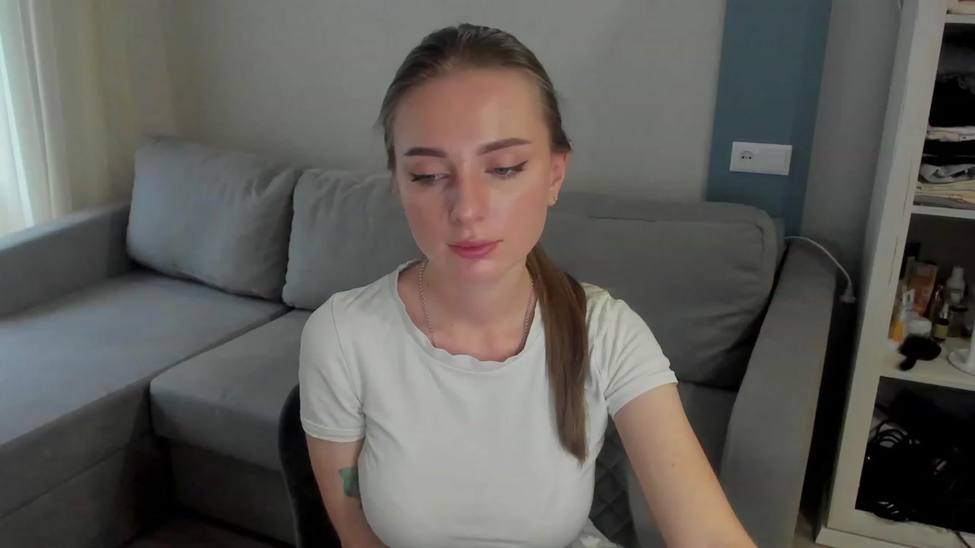 Gallery image thumbnail from Iam_Sasha's myfreecams stream on, 04/20/2023, 12:30 image 10 of 20