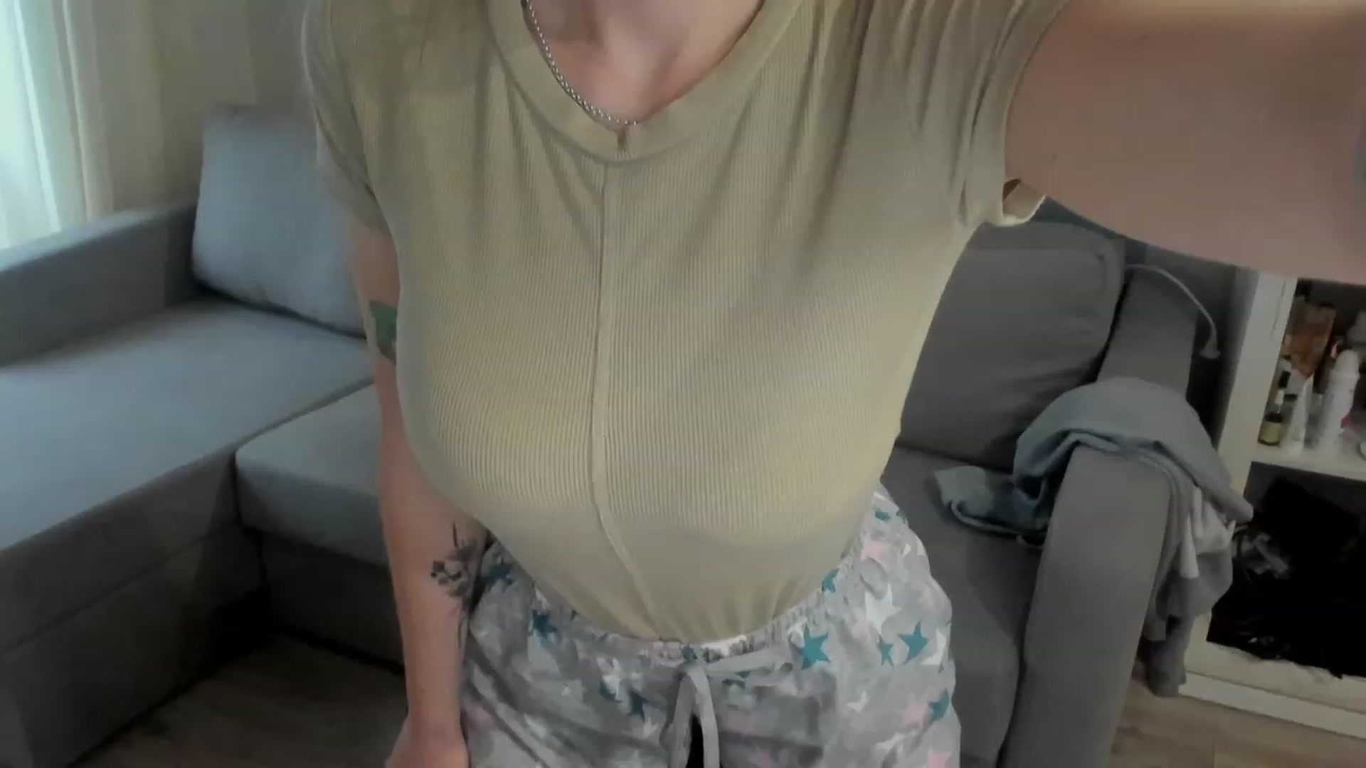 Gallery image thumbnail from Iam_Sasha's myfreecams stream on, 04/21/2023, 11:49 image 4 of 20
