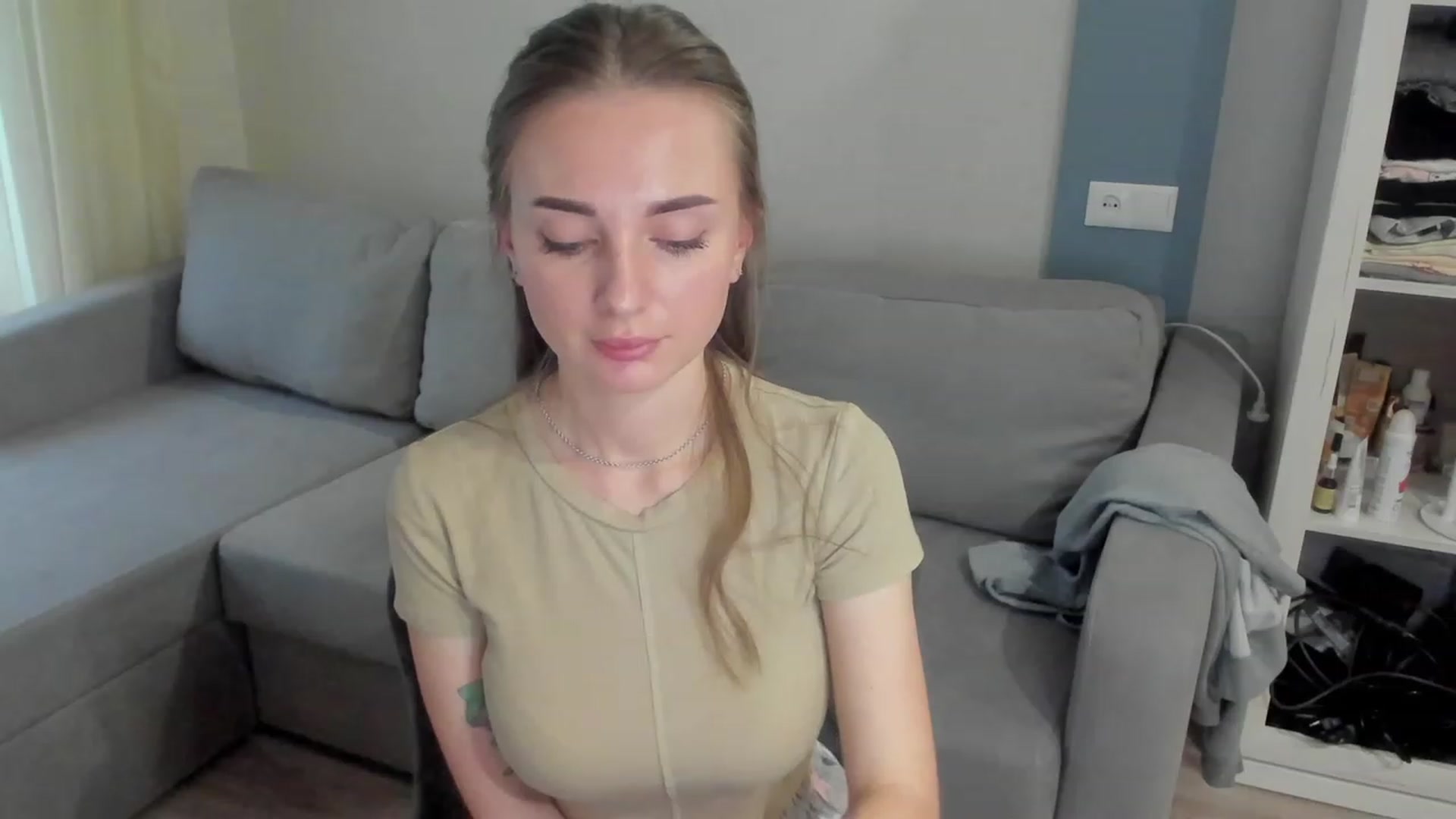 Gallery image thumbnail from Iam_Sasha's myfreecams stream on, 04/21/2023, 13:03 image 12 of 20