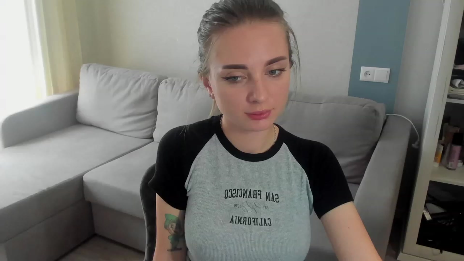 Gallery image thumbnail from Iam_Sasha's myfreecams stream on, 04/24/2023, 11:12 image 10 of 20