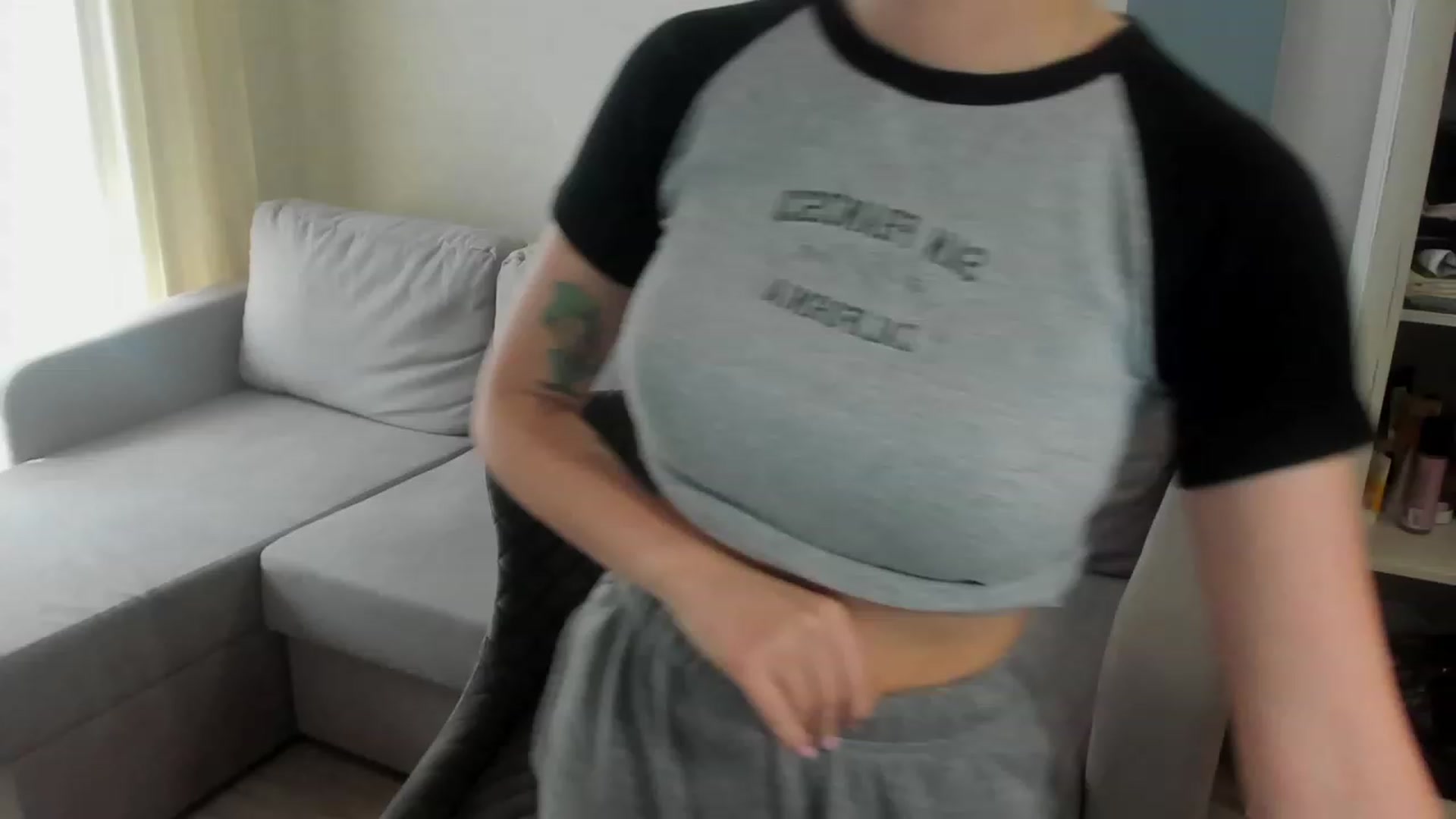 Gallery image thumbnail from Iam_Sasha's myfreecams stream on, 04/24/2023, 11:12 image 4 of 20