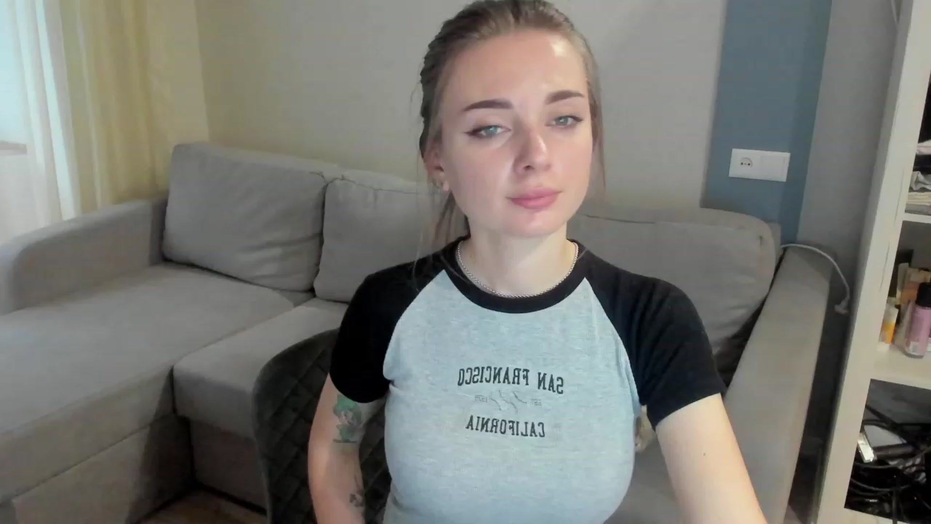 Gallery image thumbnail from Iam_Sasha's myfreecams stream on, 04/24/2023, 16:34 image 6 of 20