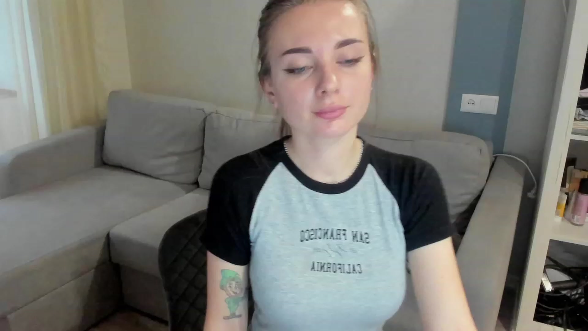 Gallery image thumbnail from Iam_Sasha's myfreecams stream on, 04/24/2023, 16:34 image 1 of 20