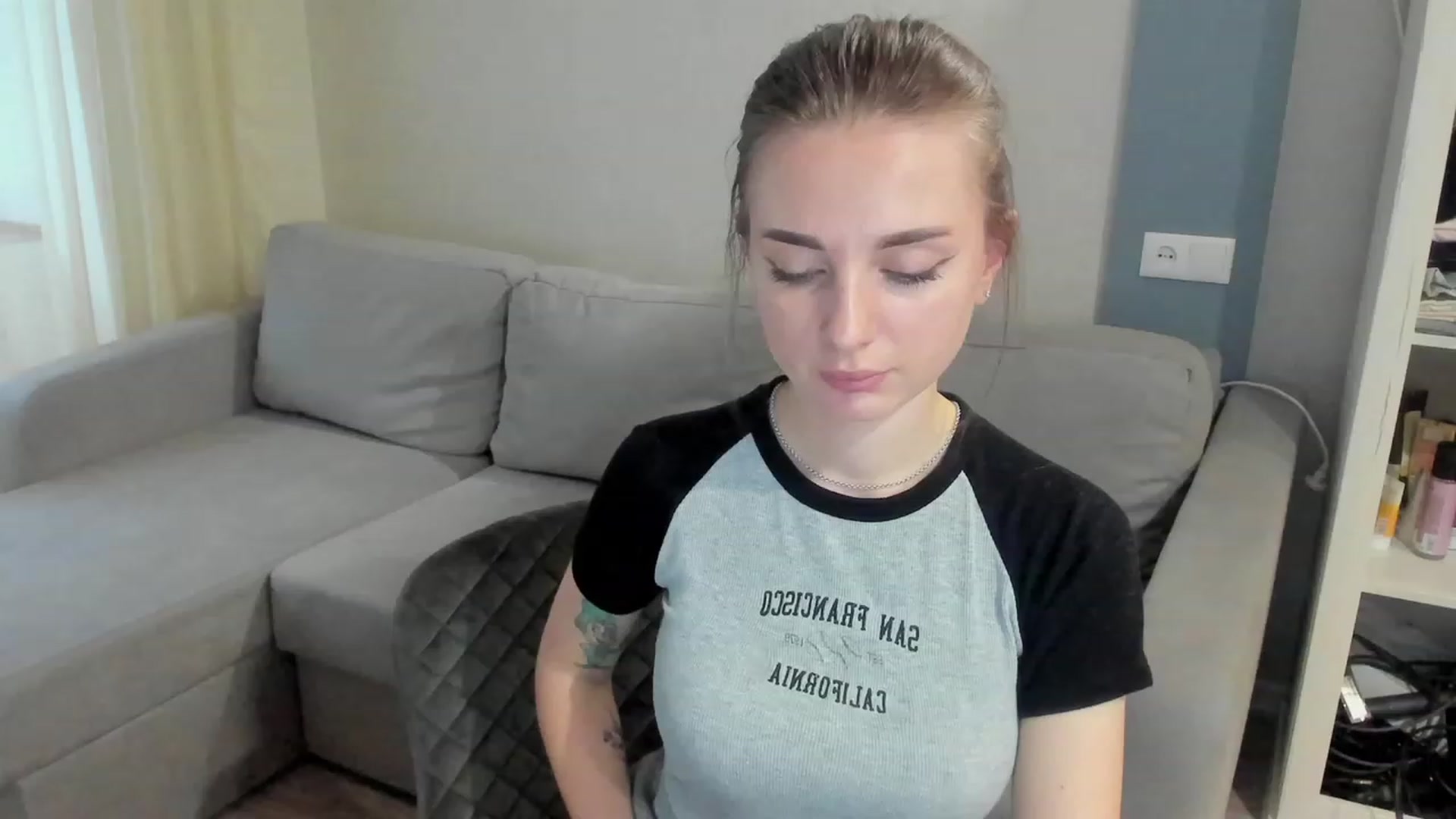 Gallery image thumbnail from Iam_Sasha's myfreecams stream on, 04/24/2023, 16:34 image 3 of 20