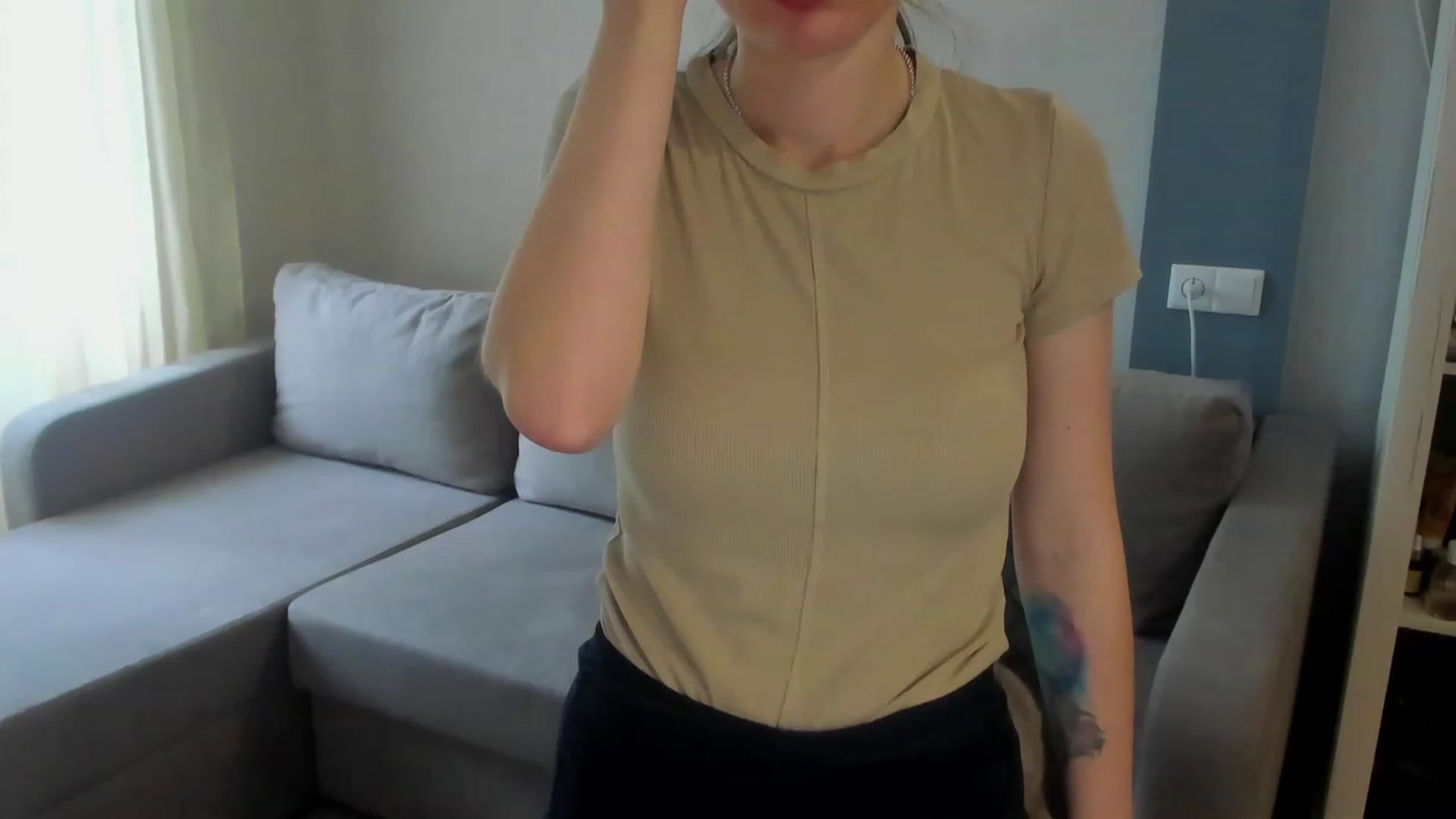 Gallery image thumbnail from Iam_Sasha's myfreecams stream on, 05/15/2023, 13:44 image 13 of 20