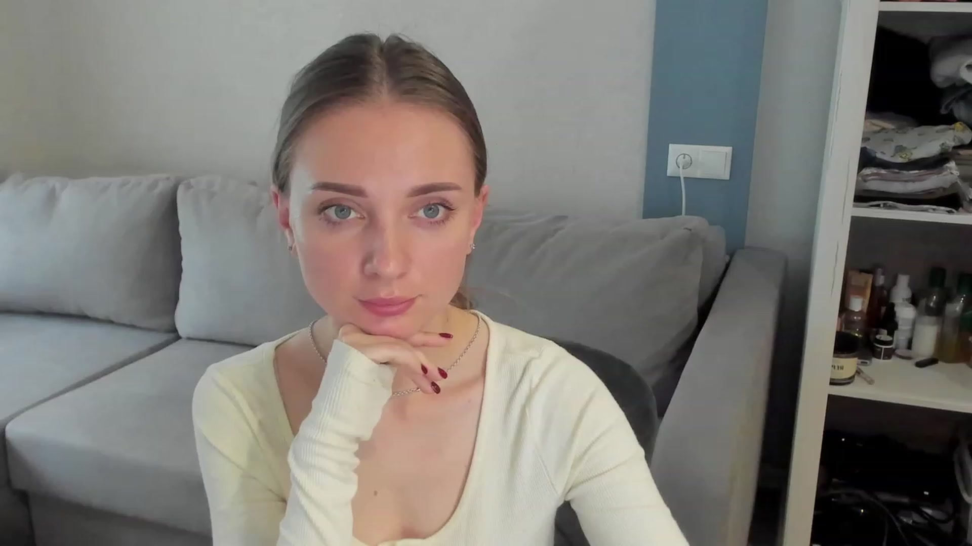 Gallery image thumbnail from Iam_Sasha's myfreecams stream on, 05/28/2023, 13:25 image 7 of 20