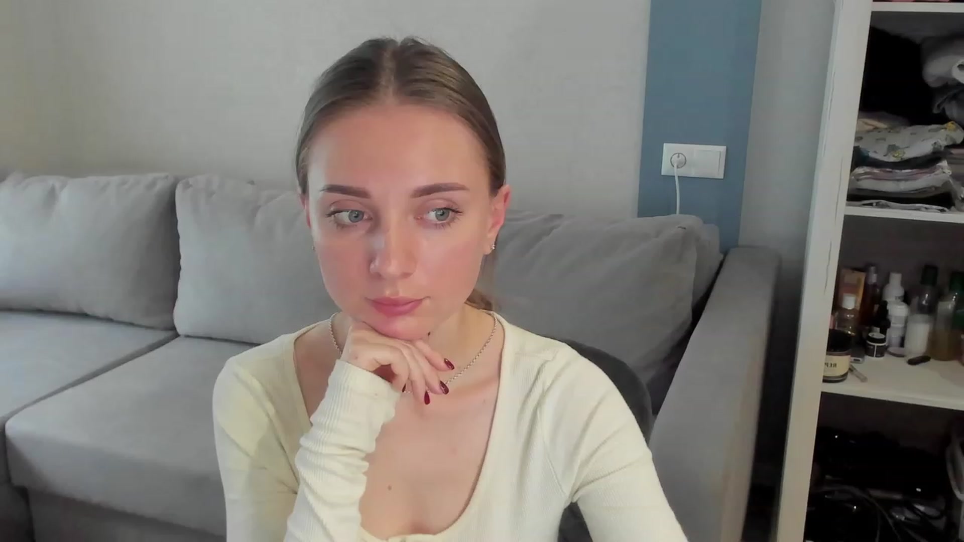 Gallery image thumbnail from Iam_Sasha's myfreecams stream on, 05/28/2023, 13:25 image 8 of 20