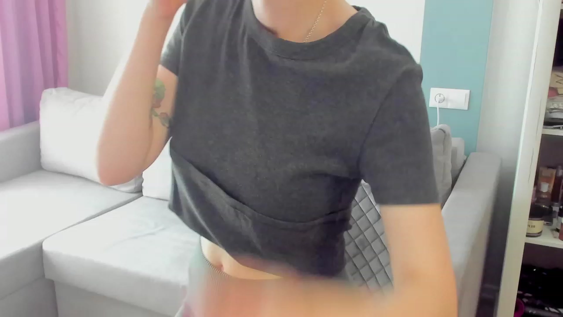 Gallery image thumbnail from Iam_Sasha's myfreecams stream on, 06/04/2023, 09:19 image 18 of 20