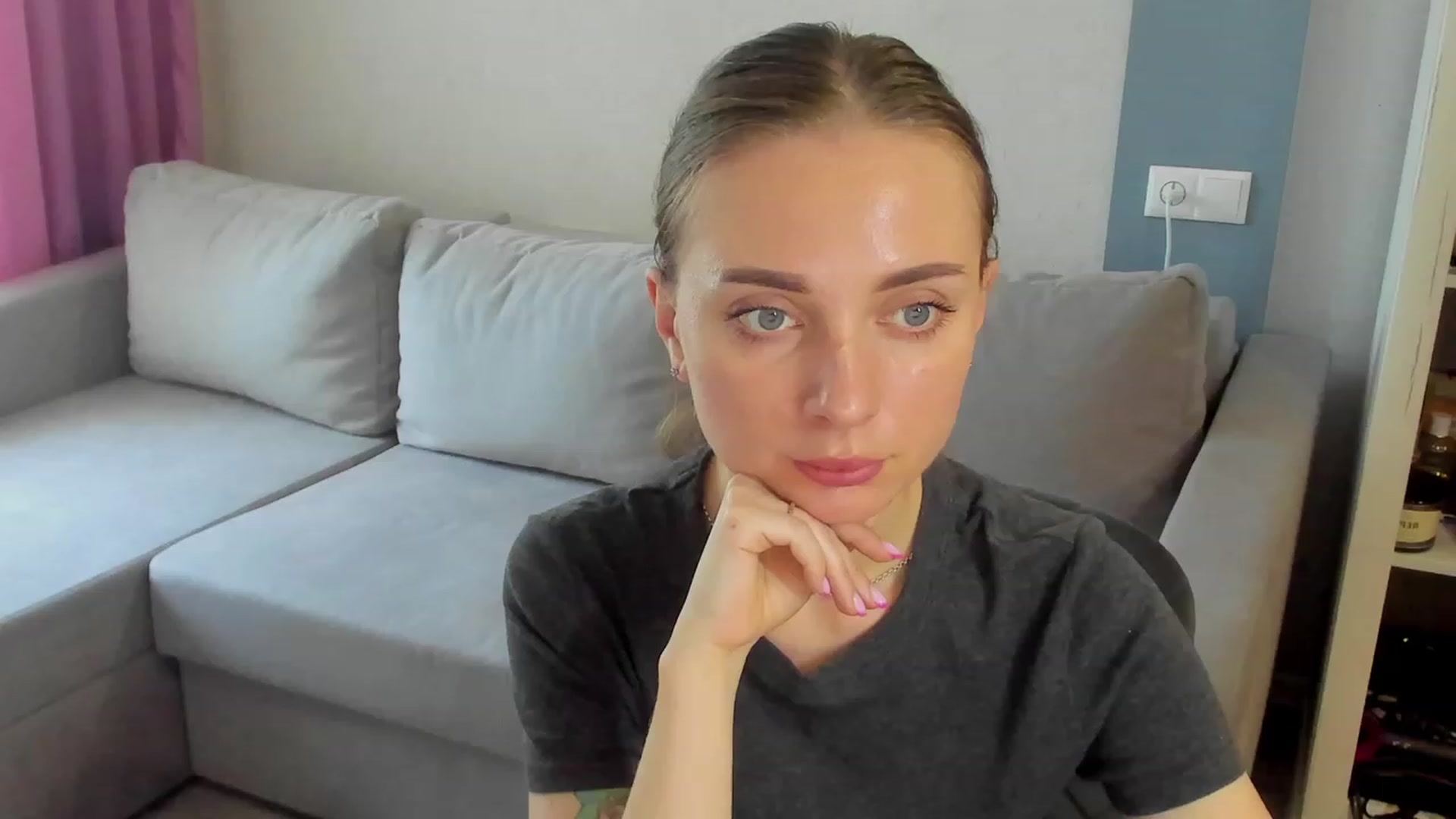 Gallery image thumbnail from Iam_Sasha's myfreecams stream on, 06/04/2023, 11:51 image 8 of 20