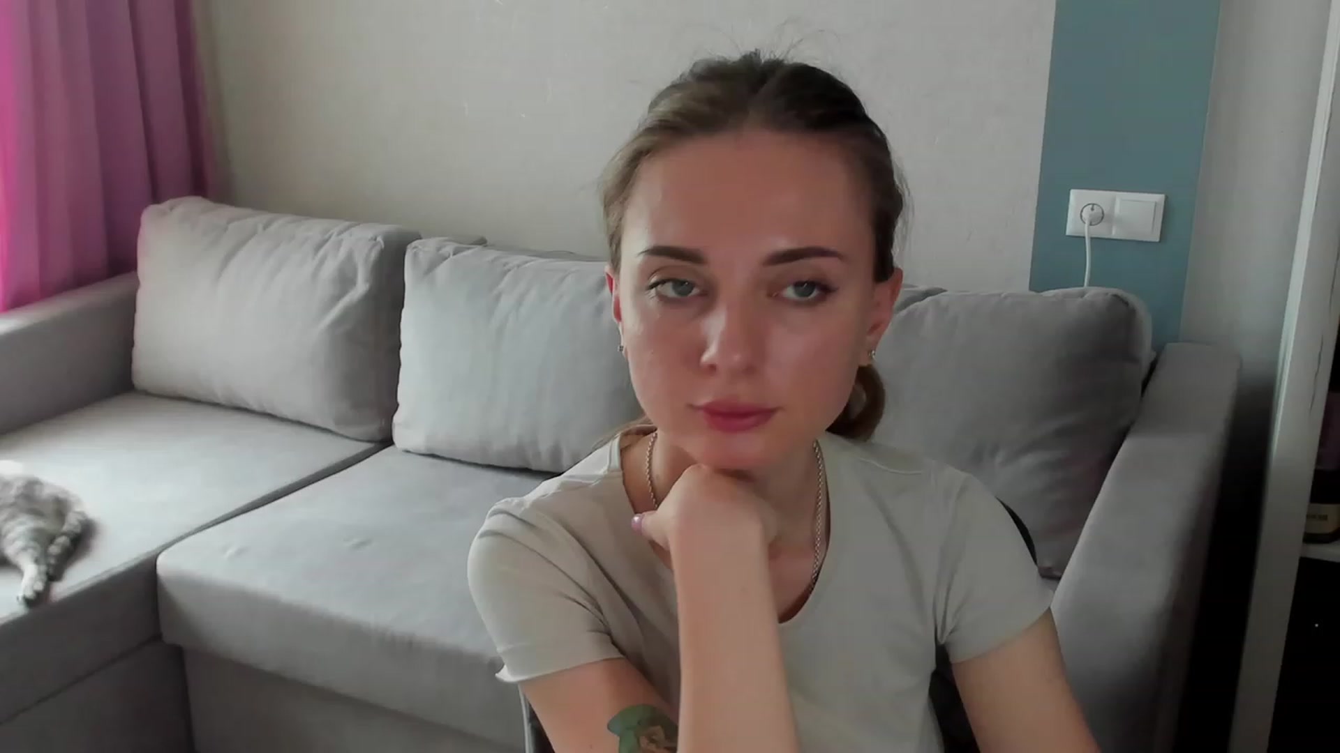Gallery image thumbnail from Iam_Sasha's myfreecams stream on, 06/08/2023, 09:43 image 2 of 20
