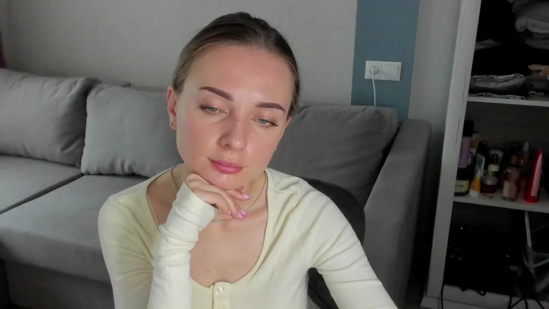 Gallery image thumbnail from Iam_Sasha's myfreecams stream on, 06/11/2023, 09:34 image 19 of 20