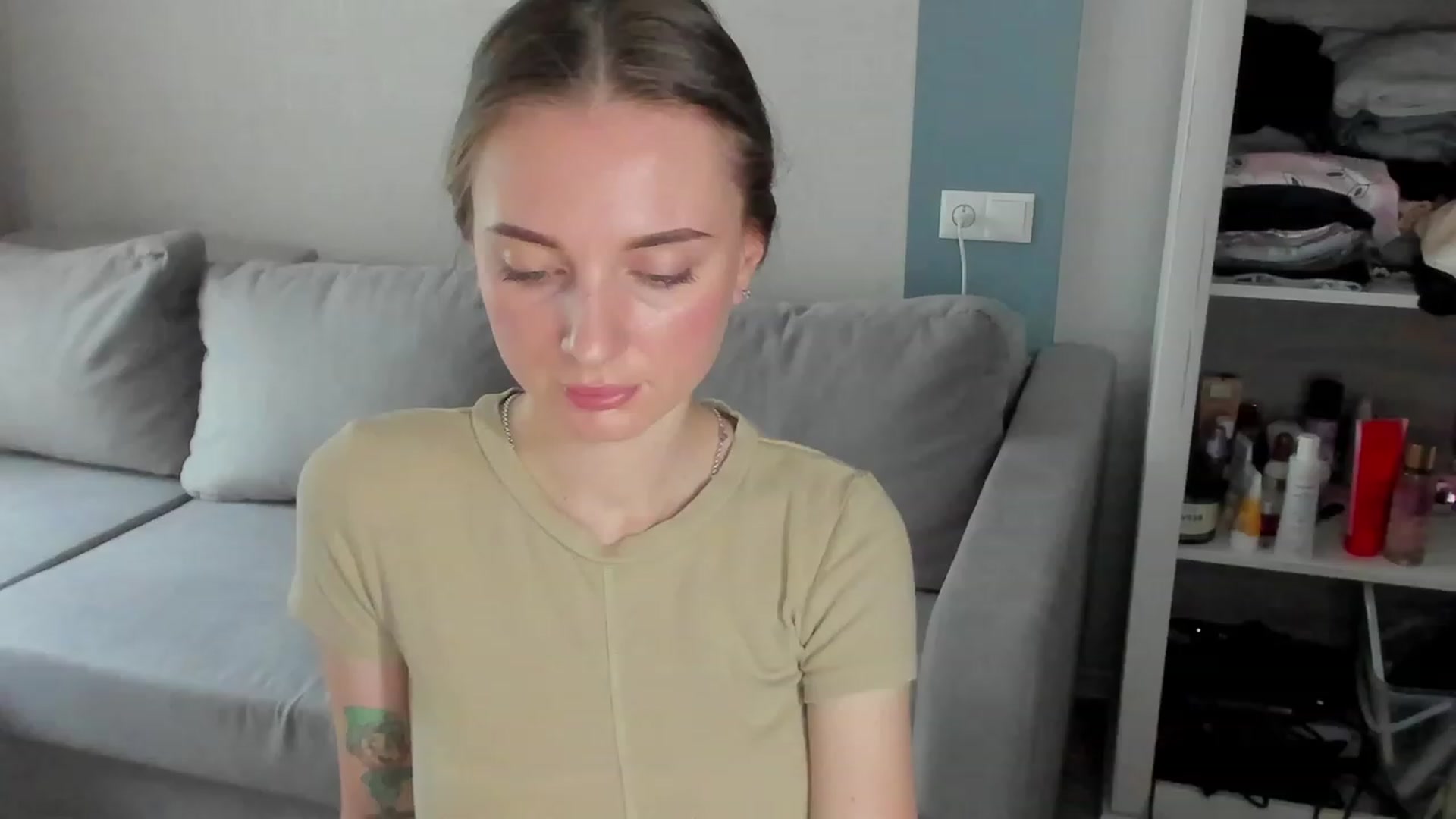Gallery image thumbnail from Iam_Sasha's myfreecams stream on, 06/12/2023, 08:32 image 5 of 20
